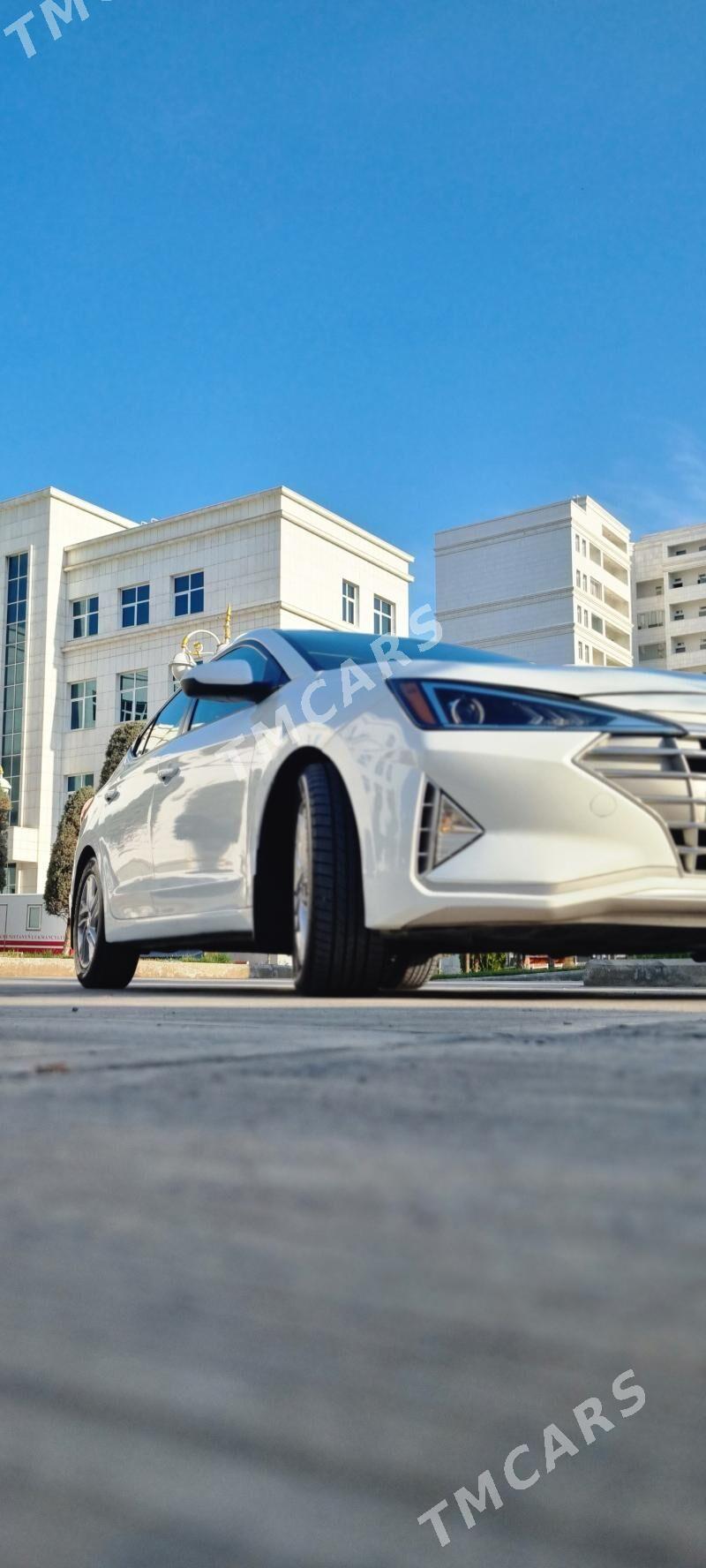 Hyundai Elantra 2020 - 222 000 TMT - 14-nji tapgyr (Sowhozny köç) - img 2