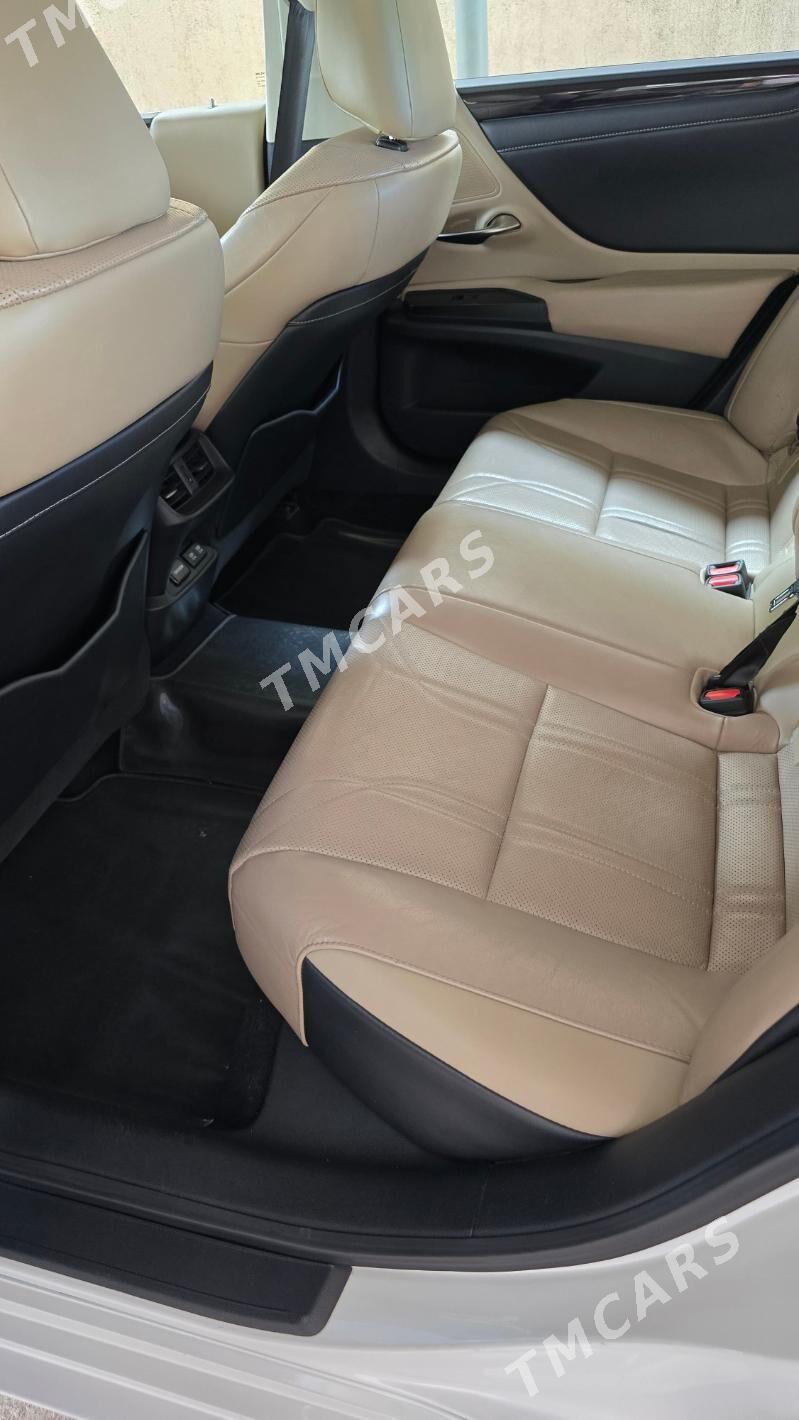 Lexus ES 350 2019 - 600 000 TMT - Бузмеин - img 2