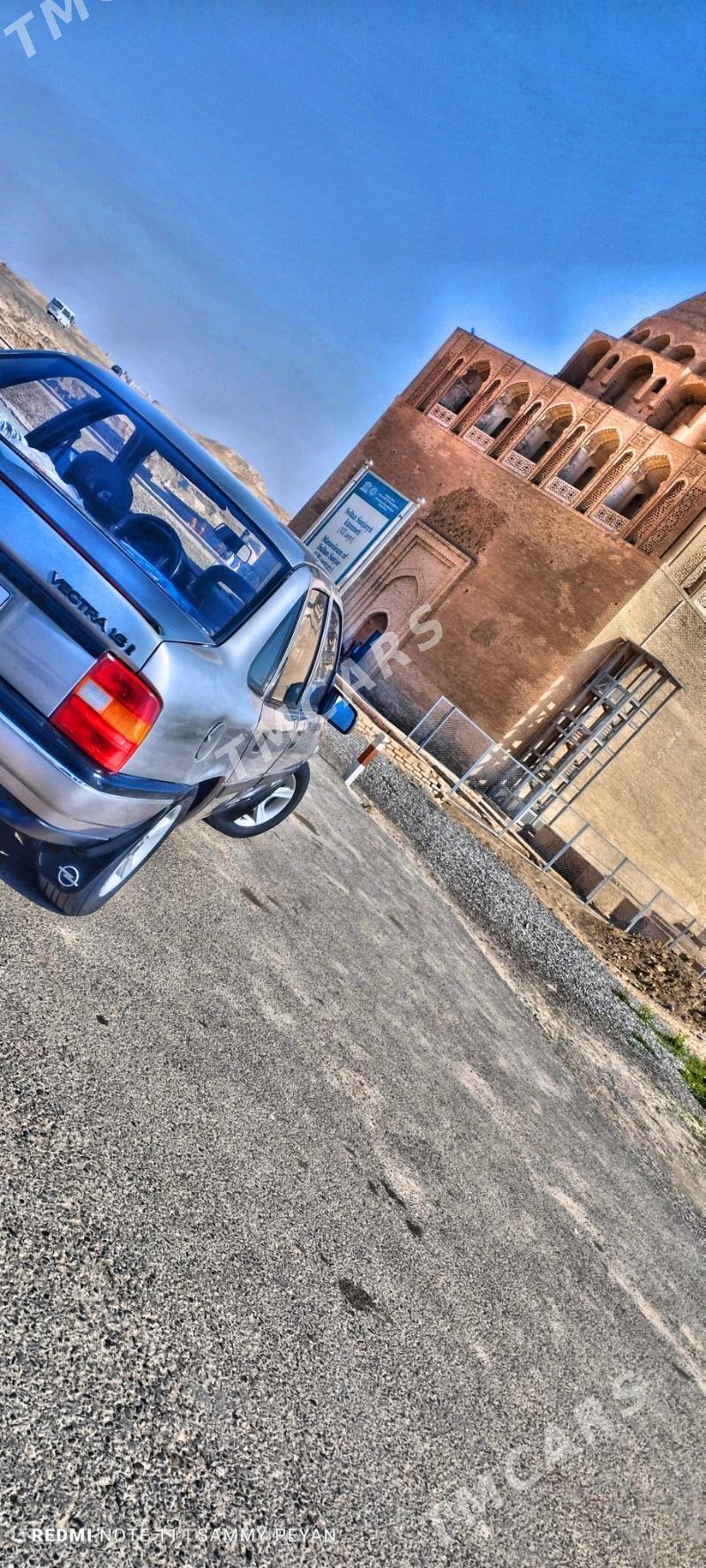 Opel Vectra 1990 - 35 000 TMT - Мары - img 3