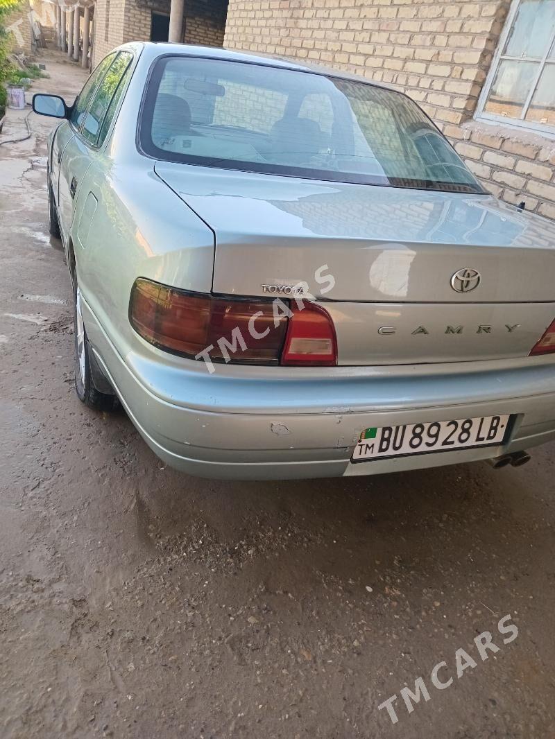 Toyota Camry 1994 - 85 000 TMT - Ходжамбаз - img 3