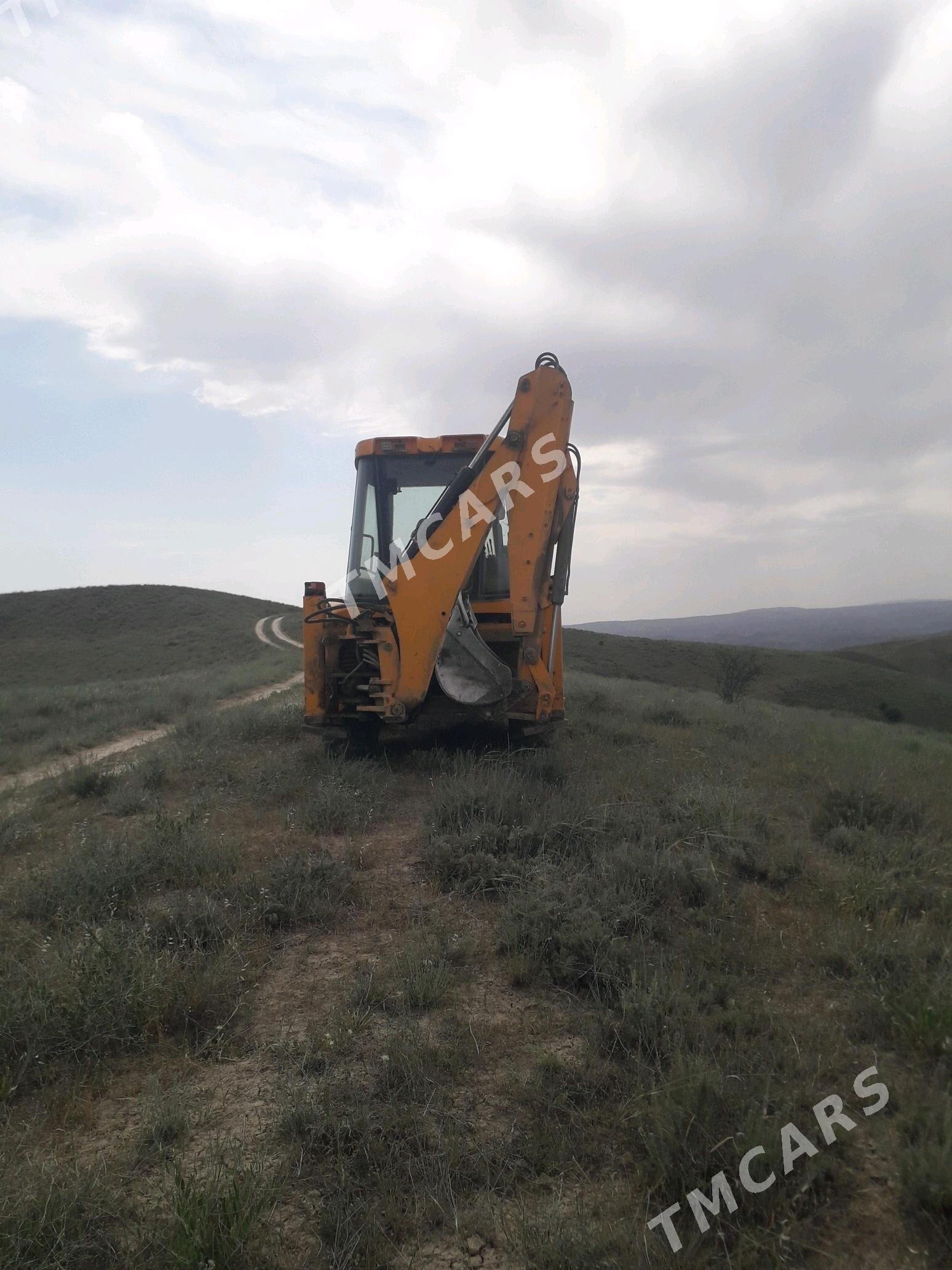 JCB 3CX Compact 2000 - 280 000 TMT - Махтумкули - img 5
