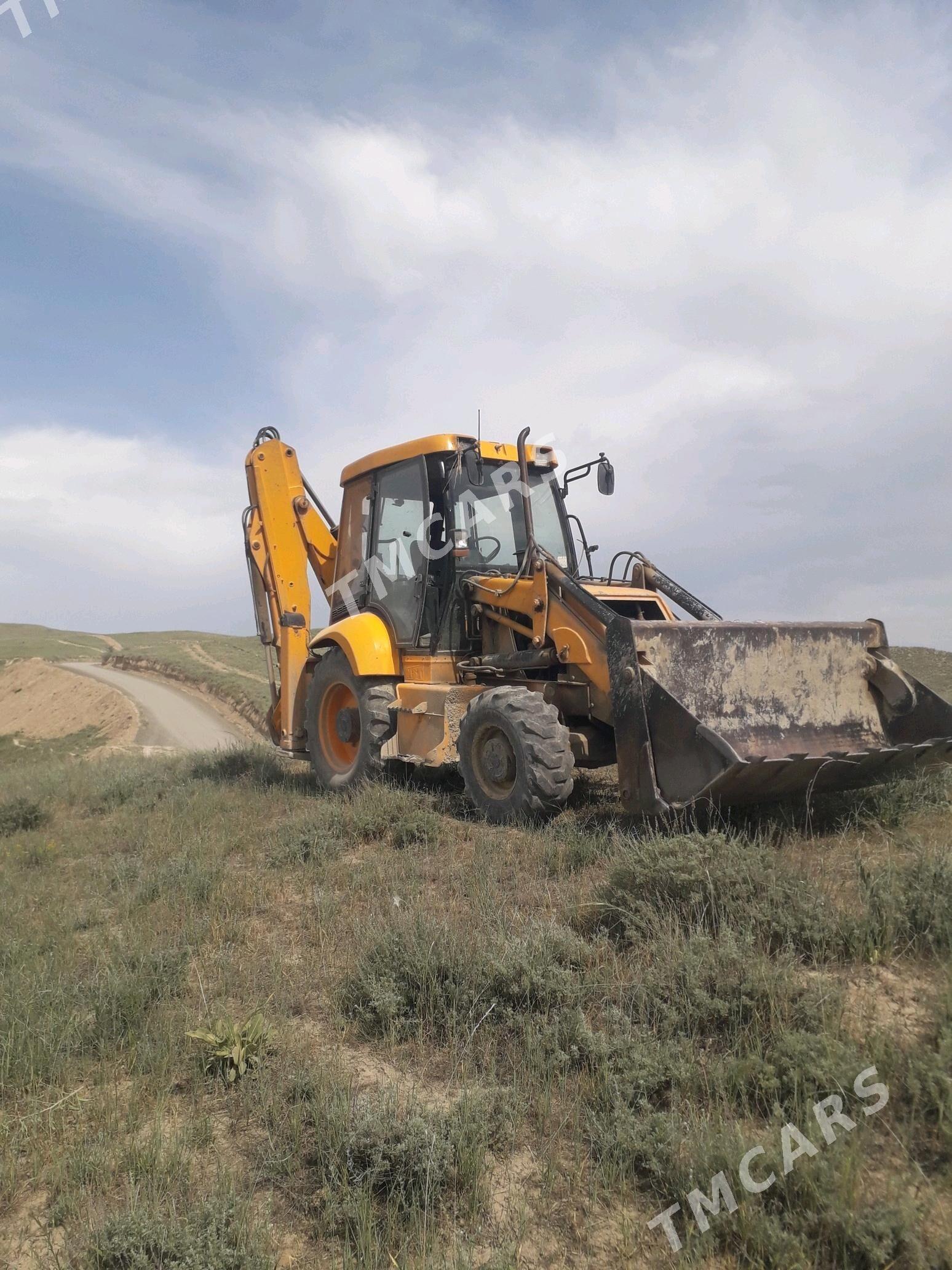 JCB 3CX Compact 2000 - 280 000 TMT - Махтумкули - img 6