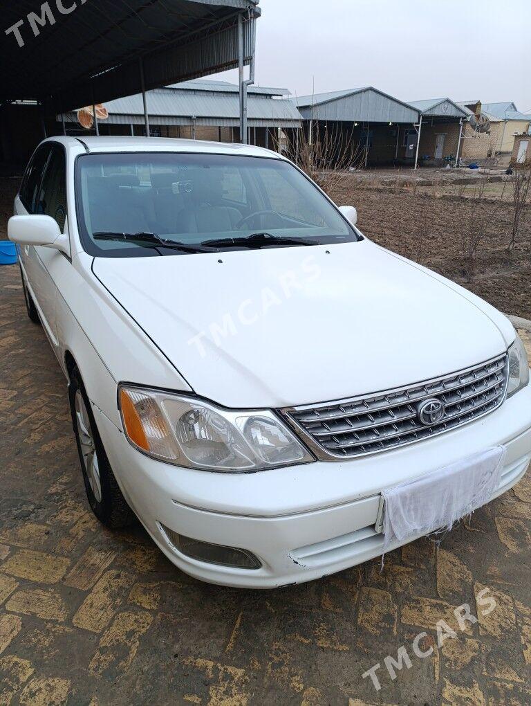 Toyota Avalon 2001 - 160 000 TMT - Байрамали - img 3