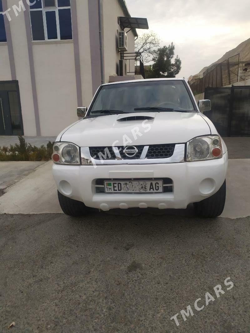 Nissan Navara 2006 - 111 000 TMT - Çoganly - img 4