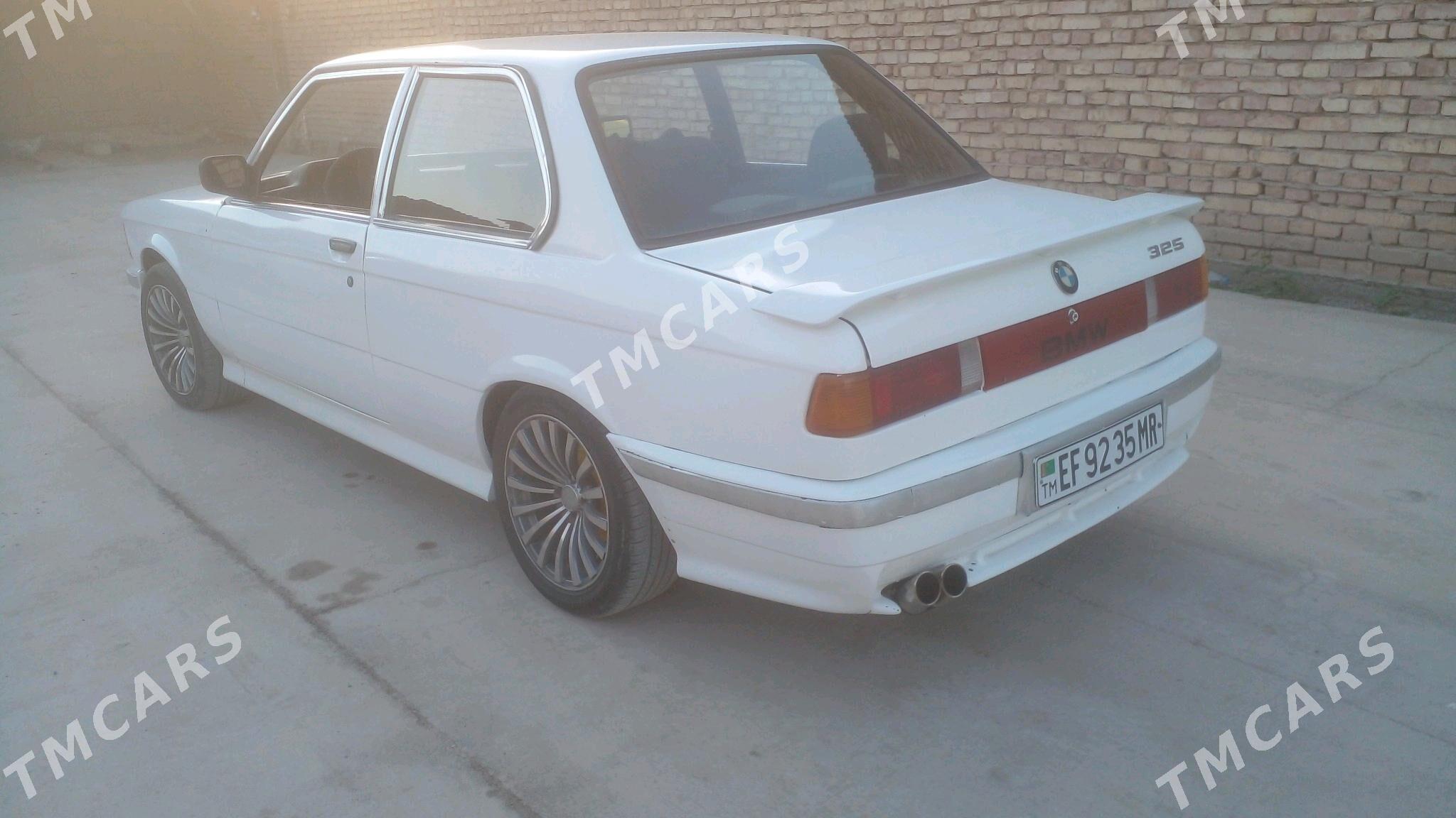 BMW 325 1982 - 45 000 TMT - Теджен - img 5