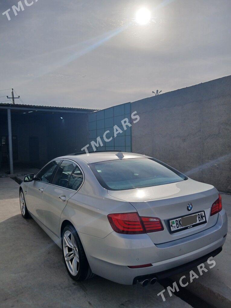BMW F10 2010 - 270 000 TMT - Balkanabat - img 4