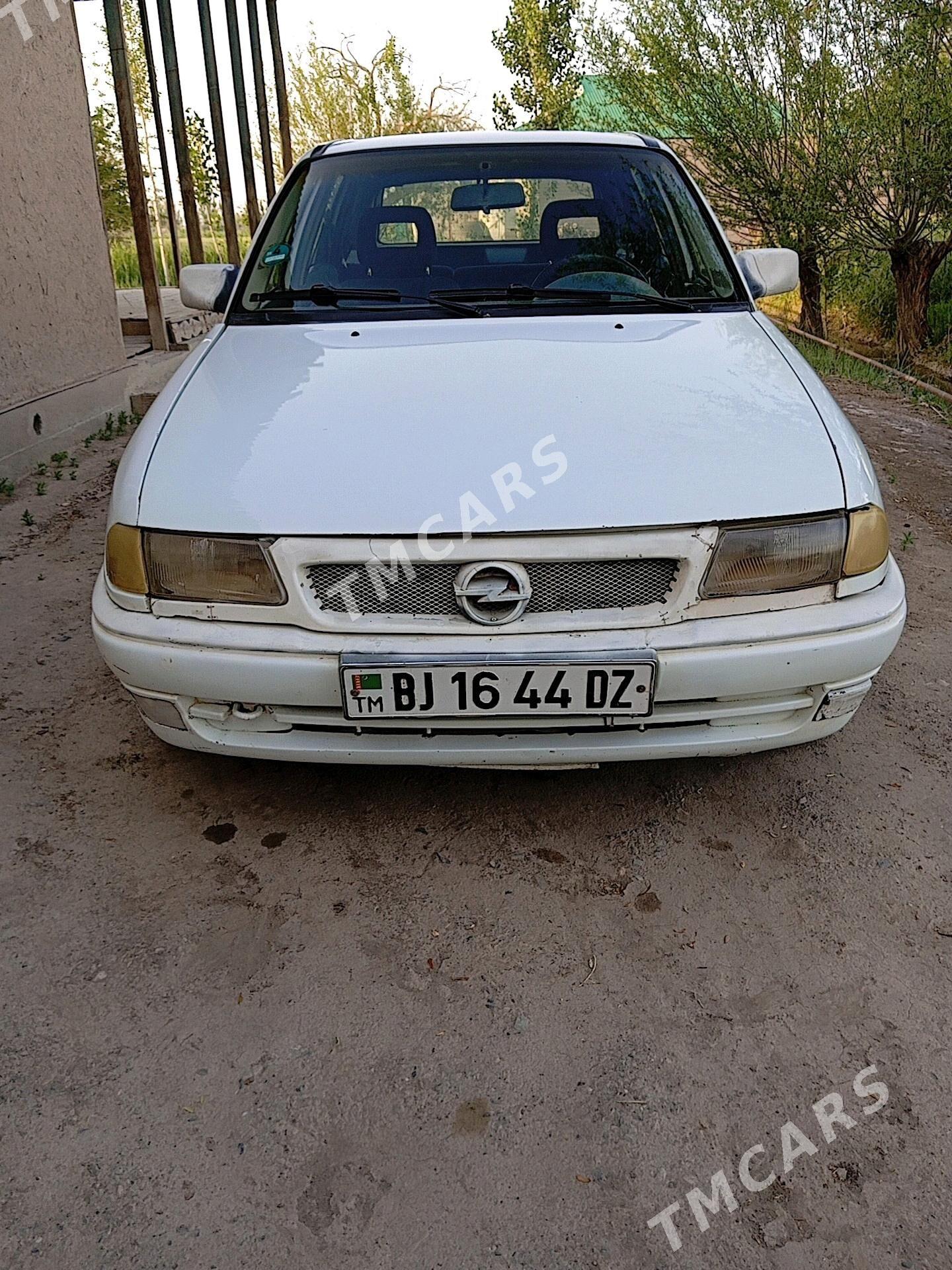 Opel Astra 1992 - 28 000 TMT - Болдумсаз - img 4