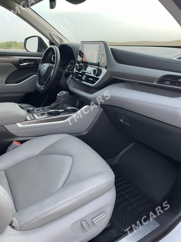 Toyota Highlander 2020 - 650 000 TMT - Aşgabat - img 6