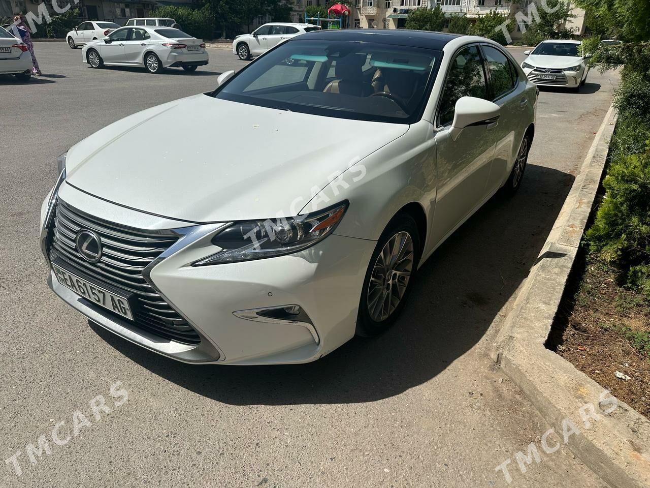 Lexus ES 350 2018 - 460 000 TMT - Bekrewe - img 2