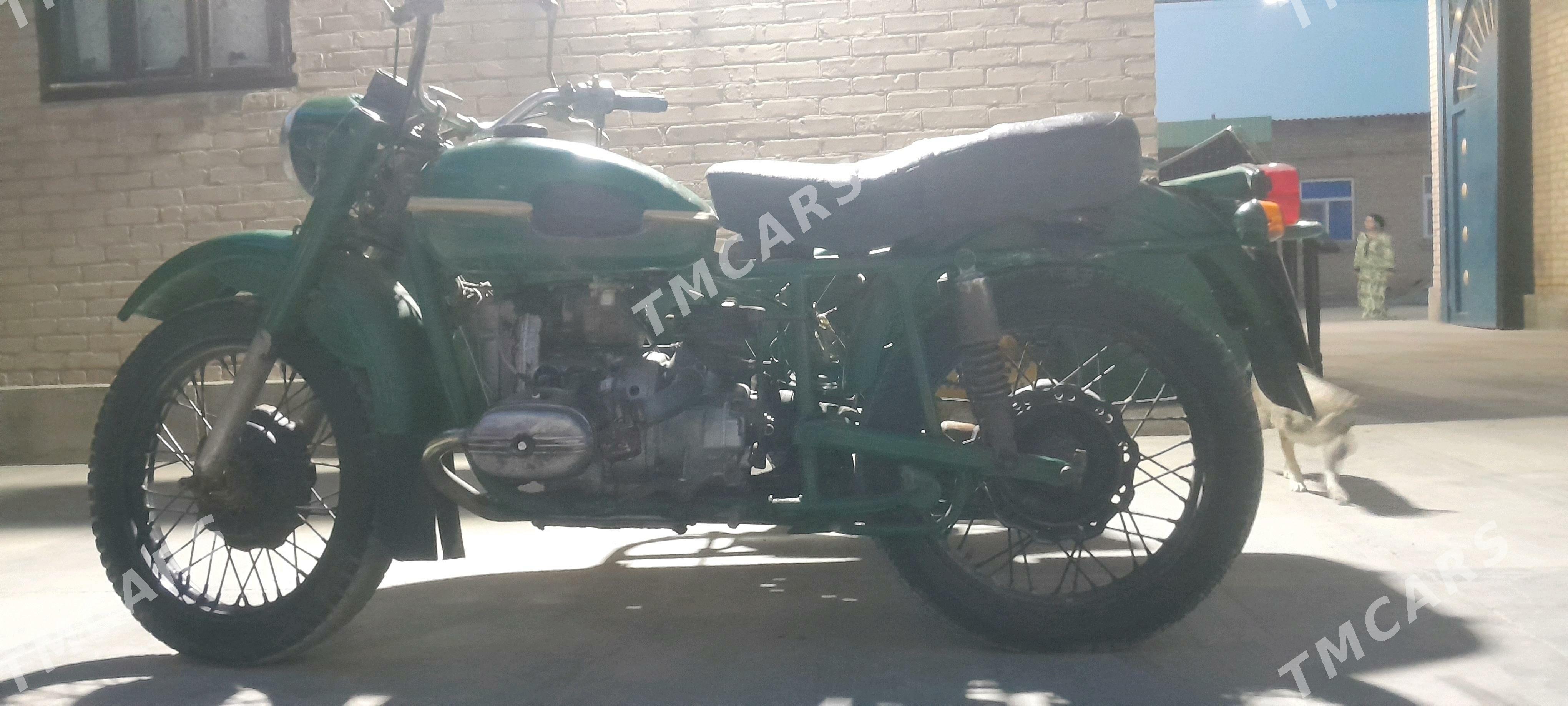 Ural 4320 1983 - 10 000 TMT - Çärjew - img 3