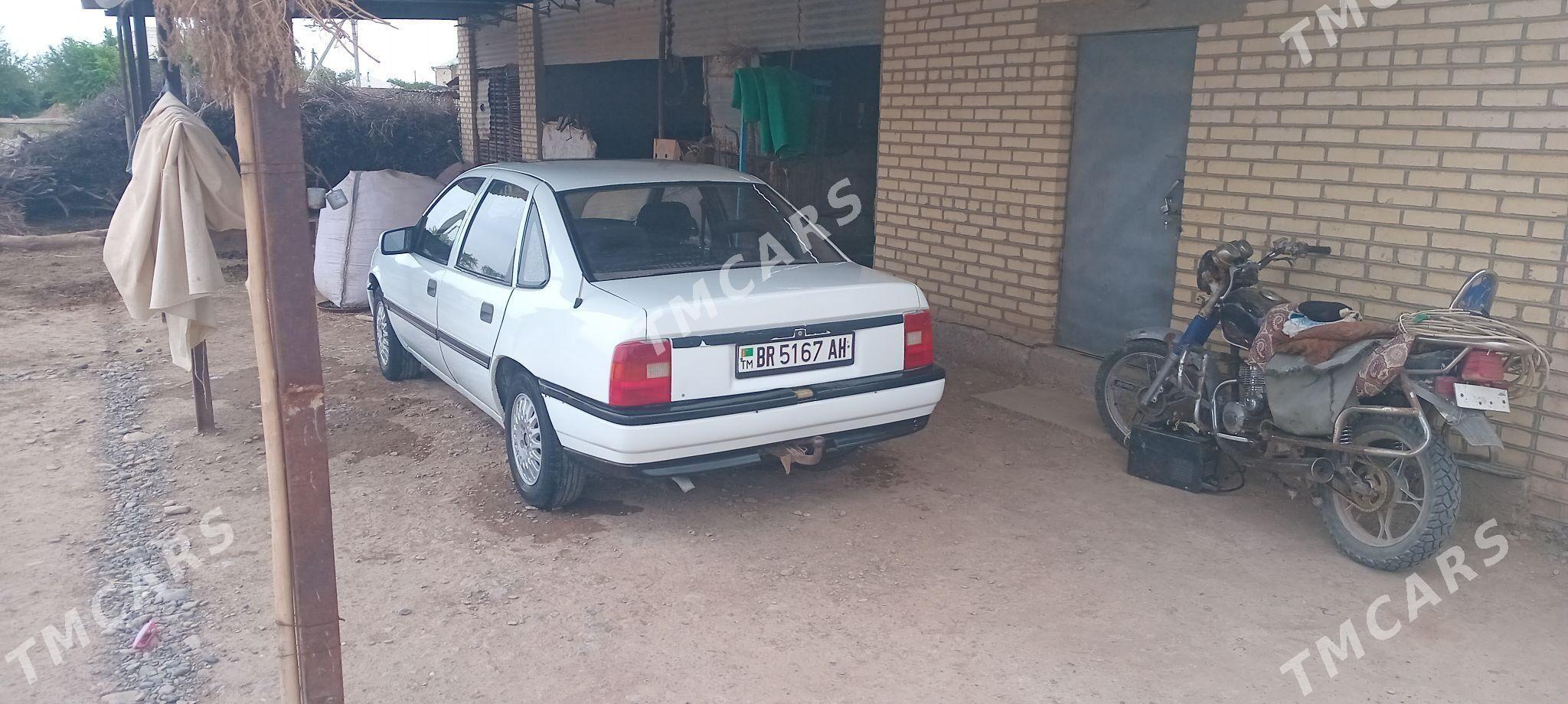 Opel Vectra 1991 - 34 000 TMT - Бабадайхан - img 4