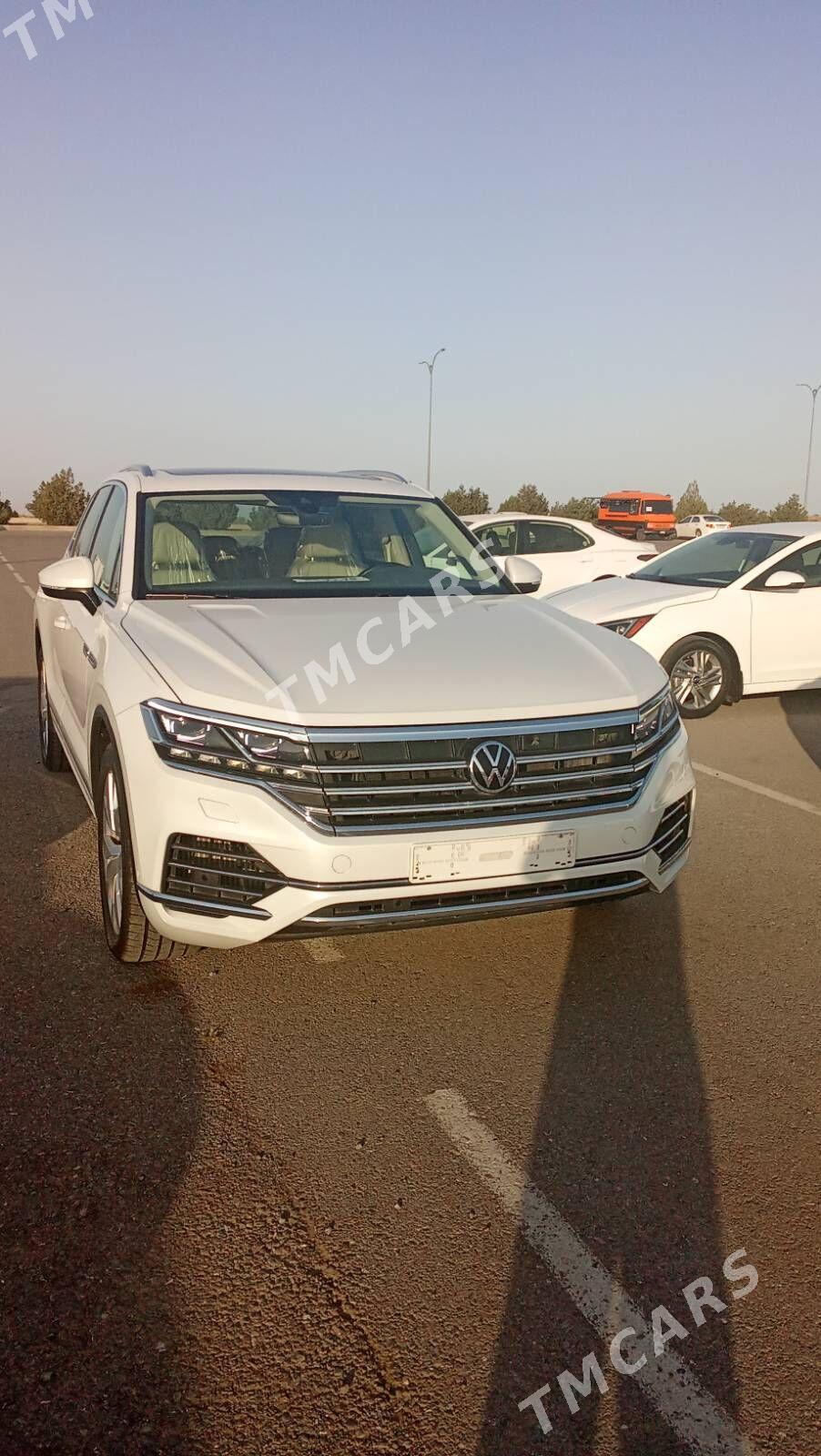 Volkswagen Touareg 2018 - 1 025 000 TMT - "Altyn Asyr" Gündogar bazary (Jygyllyk) - img 3