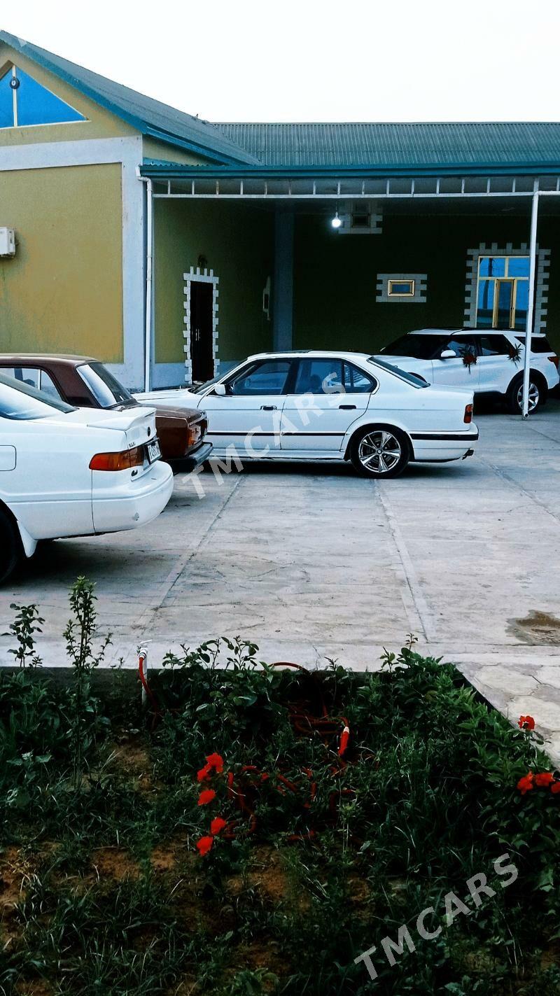 BMW 525 1990 - 45 000 TMT - Sarahs - img 4