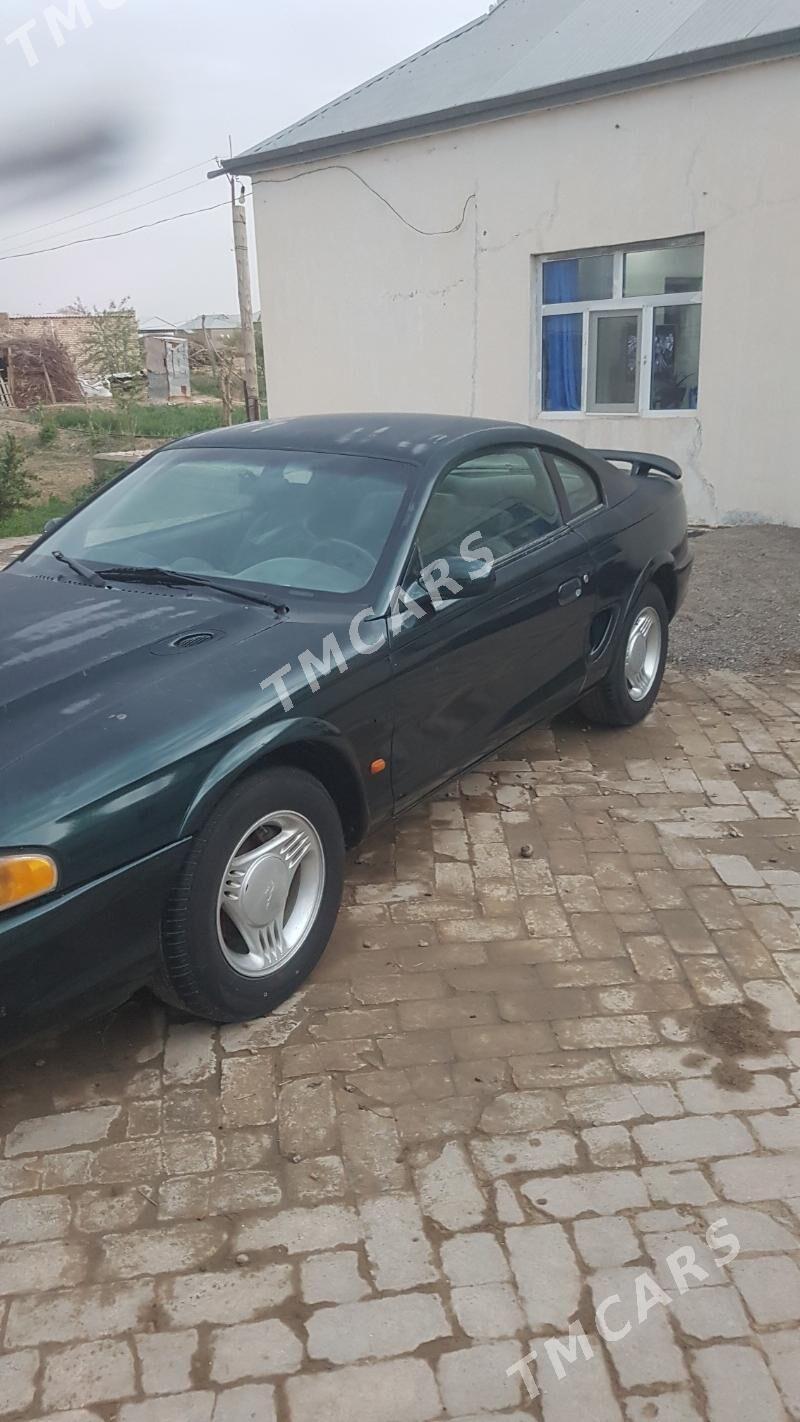 Ford Mustang 1995 - 30 000 TMT - Мургап - img 3