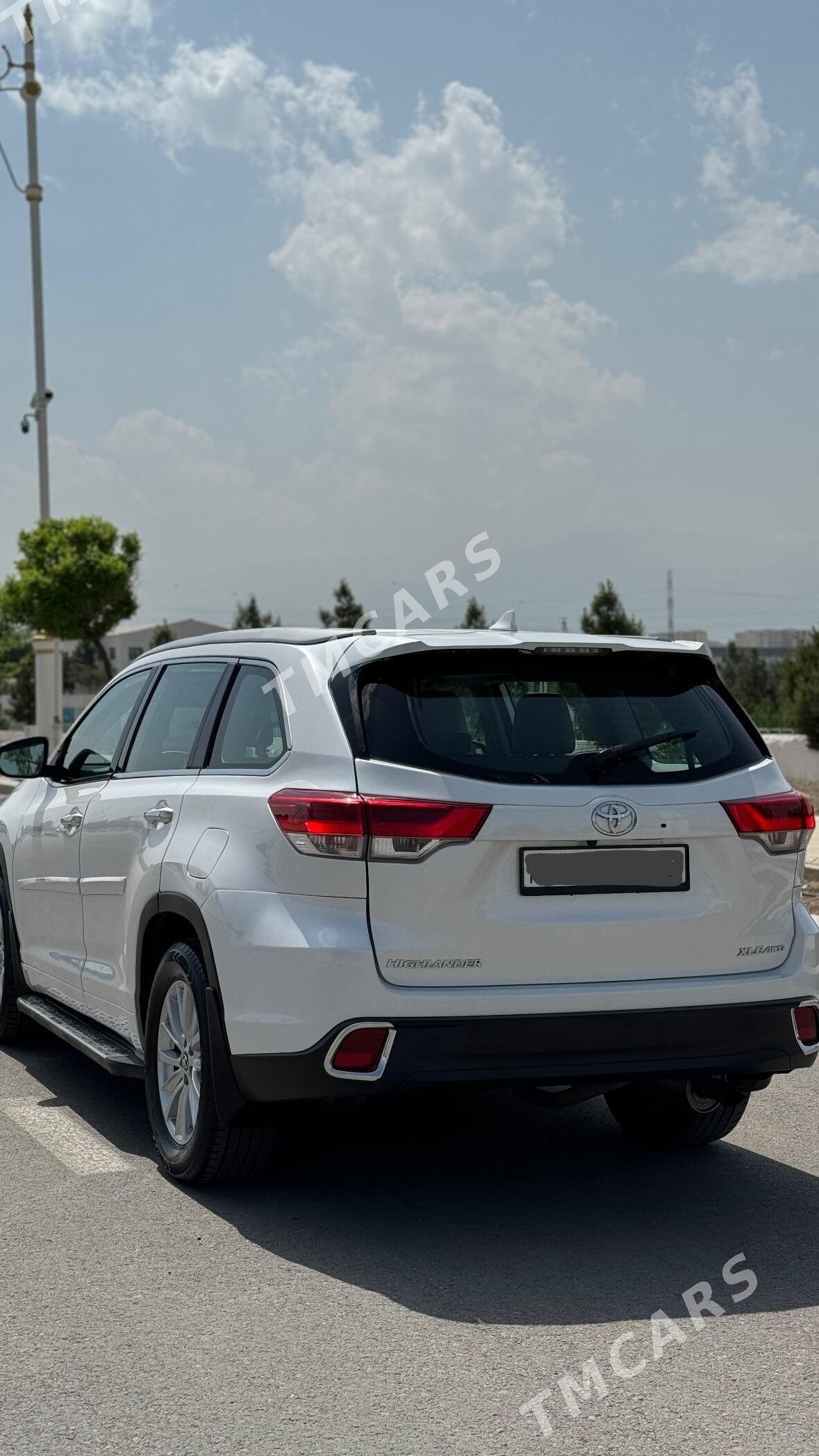 Toyota Highlander 2018 - 400 000 TMT - Ашхабад - img 7