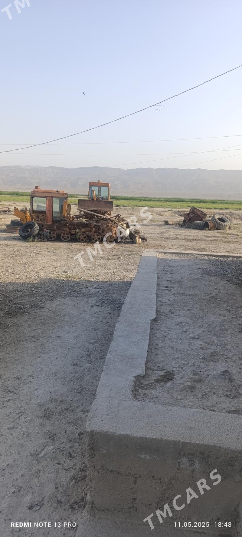 MTZ T-28 2010 - 30 000 TMT - Gyzylarbat - img 3