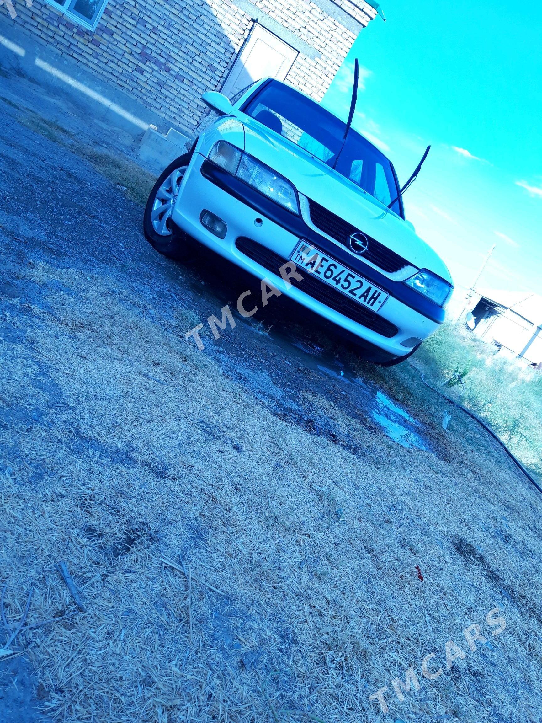 Opel Vectra 1999 - 50 000 TMT - Bäherden - img 3