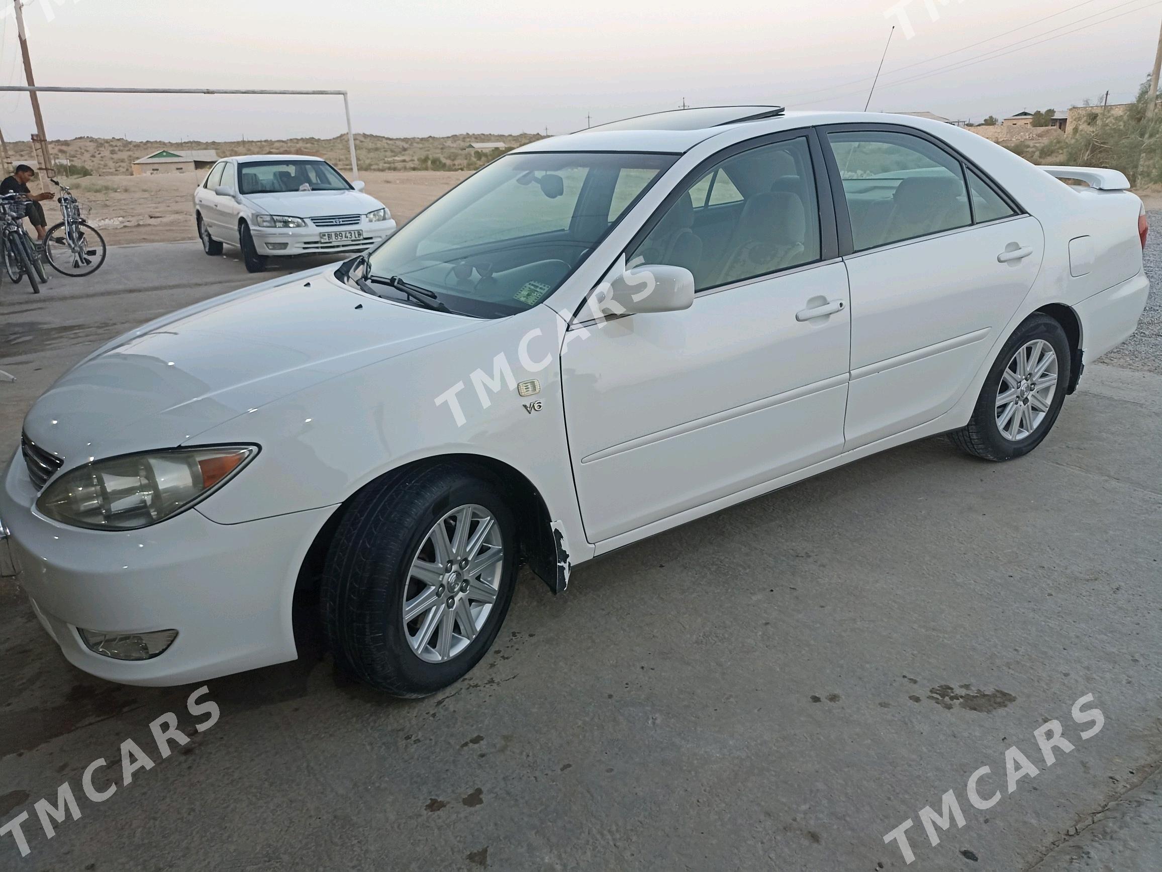 Toyota Camry 2003 - 165 000 TMT - Достлук - img 4