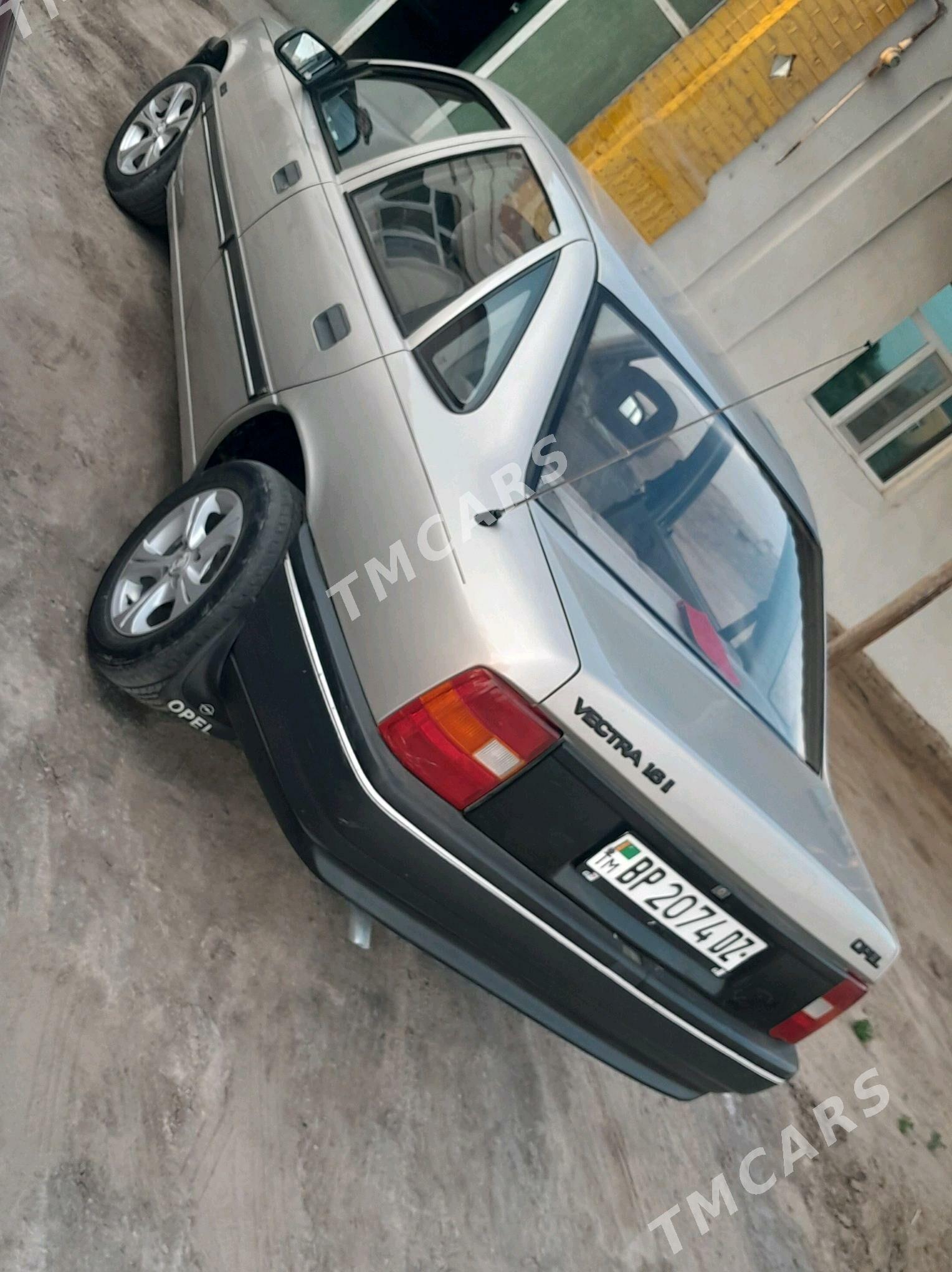 Opel Vectra 1989 - 38 000 TMT - Акдепе - img 2