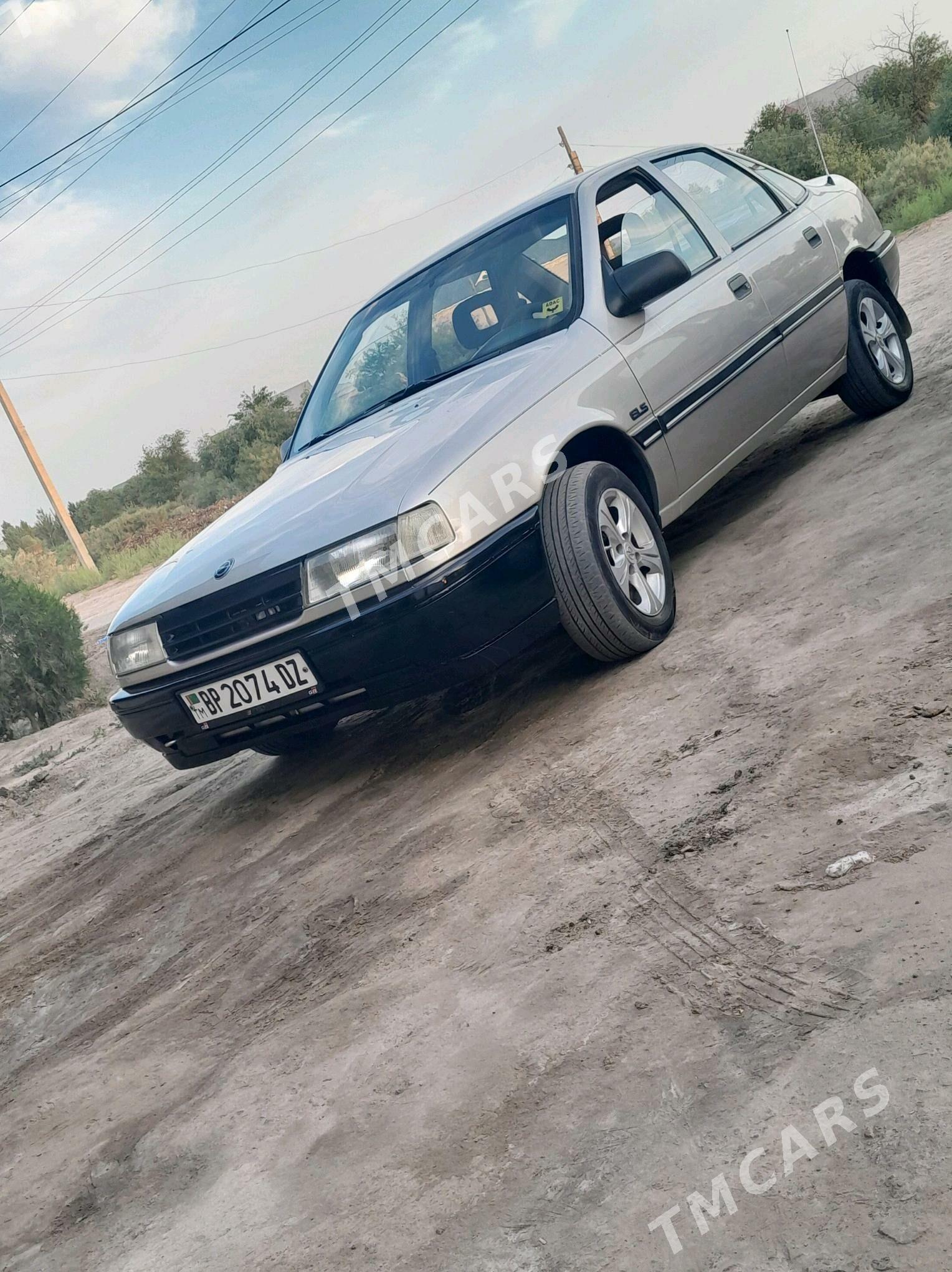 Opel Vectra 1989 - 38 000 TMT - Акдепе - img 4