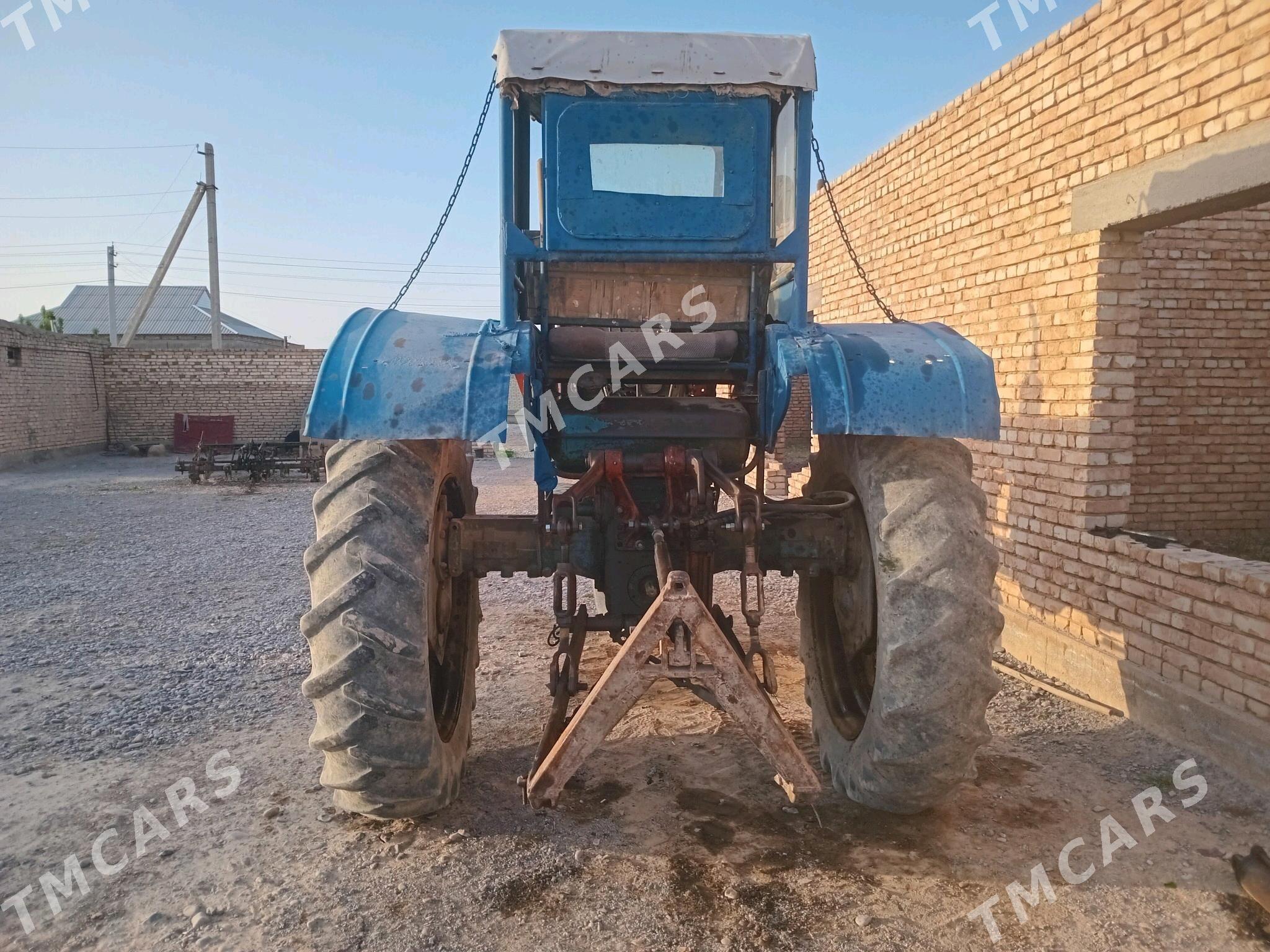 MTZ T-28 1980 - 19 000 TMT - Kaka - img 2