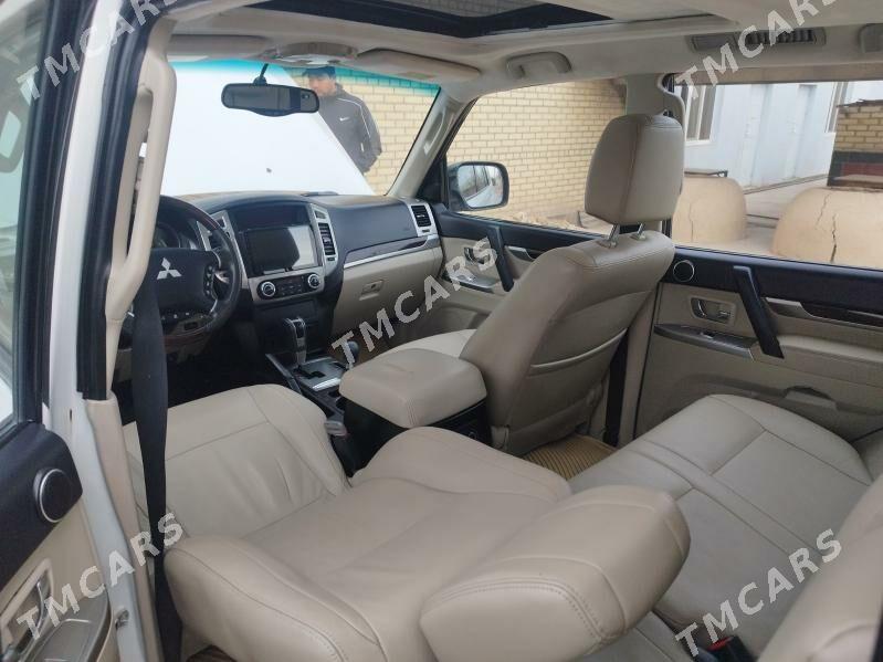 Mitsubishi Pajero 2016 - 280 000 TMT - Mary - img 7
