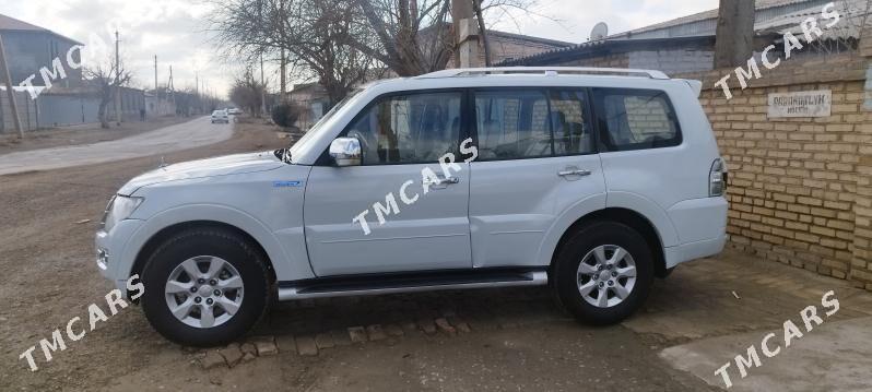 Mitsubishi Pajero 2016 - 280 000 TMT - Mary - img 5