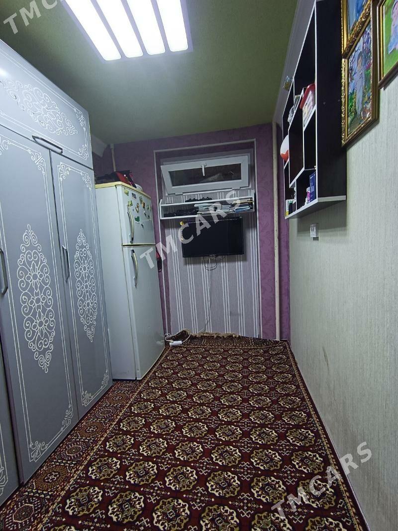 10 мкр 1в2 ком 1 этаж Гостинка - Aşgabat - img 6