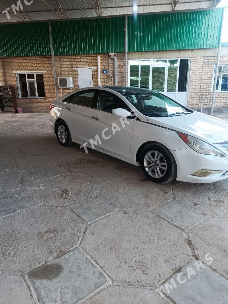 Hyundai Sonata 2010 - 140 000 TMT - Кака - img 7