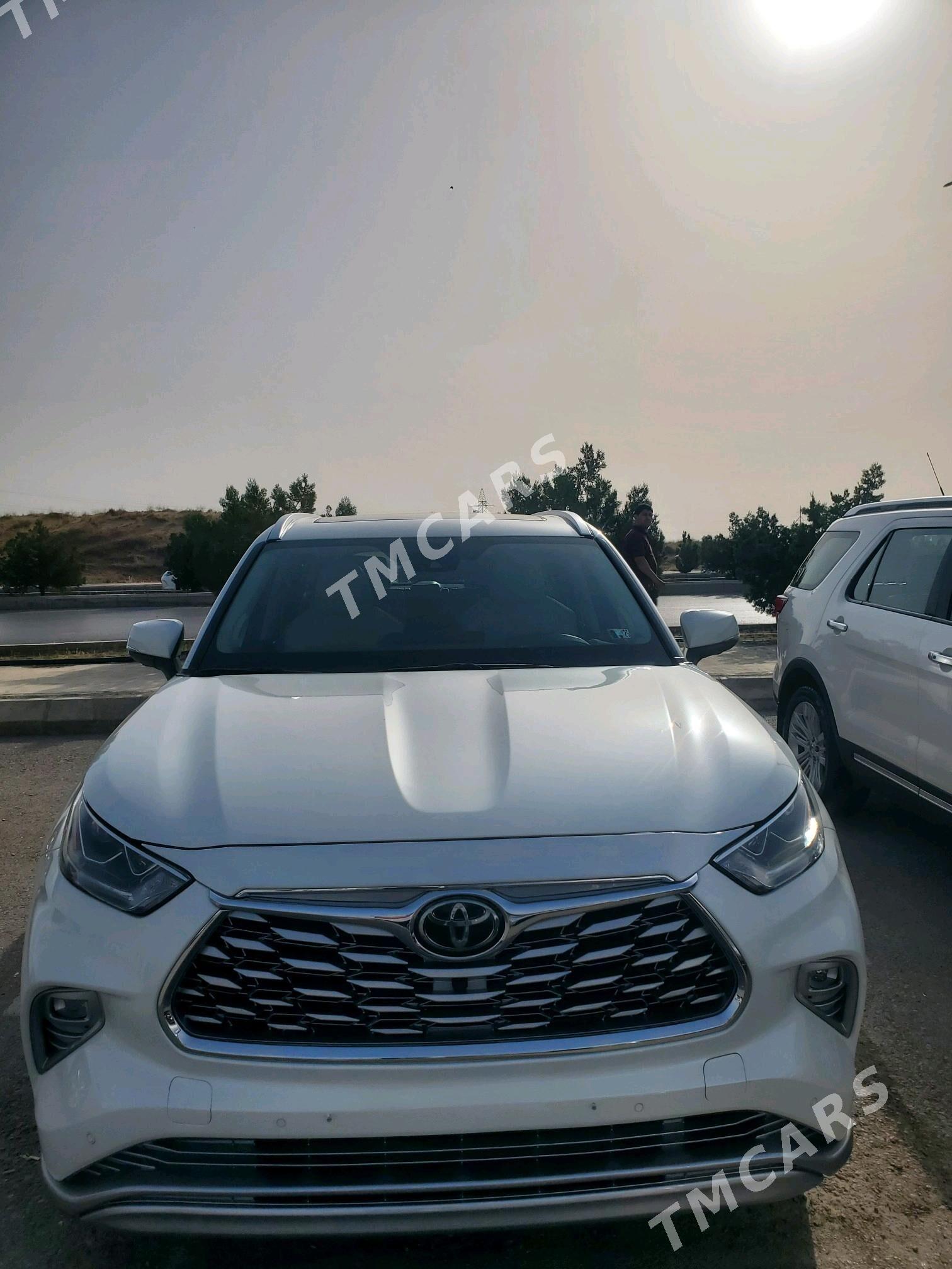 Toyota Highlander 2021 - 780 000 TMT - Aşgabat - img 4