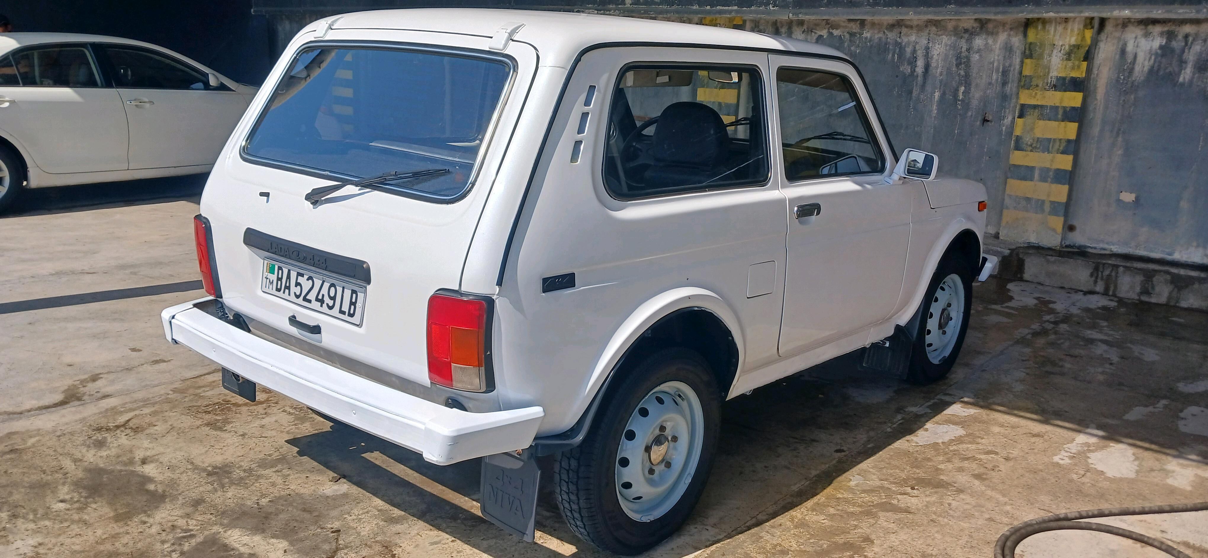 Lada Niva 2010 - 60 000 TMT - Änew - img 4