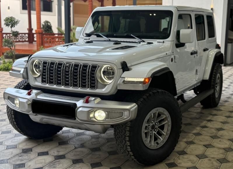 Jeep Wrangler 2024 - 1 470 000 TMT - Aşgabat - img 2