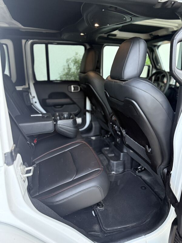 Jeep Wrangler 2024 - 1 470 000 TMT - Aşgabat - img 8