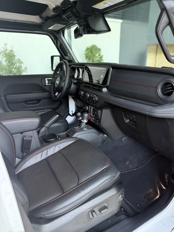 Jeep Wrangler 2024 - 1 470 000 TMT - Aşgabat - img 7