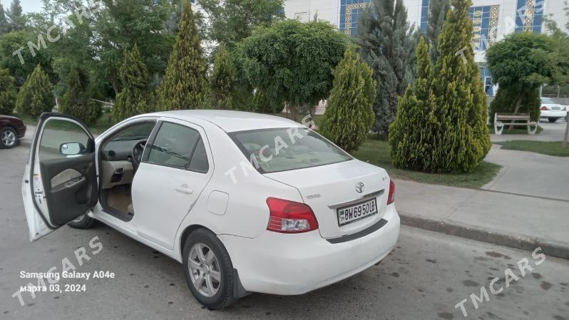 Toyota Yaris 2010 - 100 000 TMT - Türkmenabat - img 2
