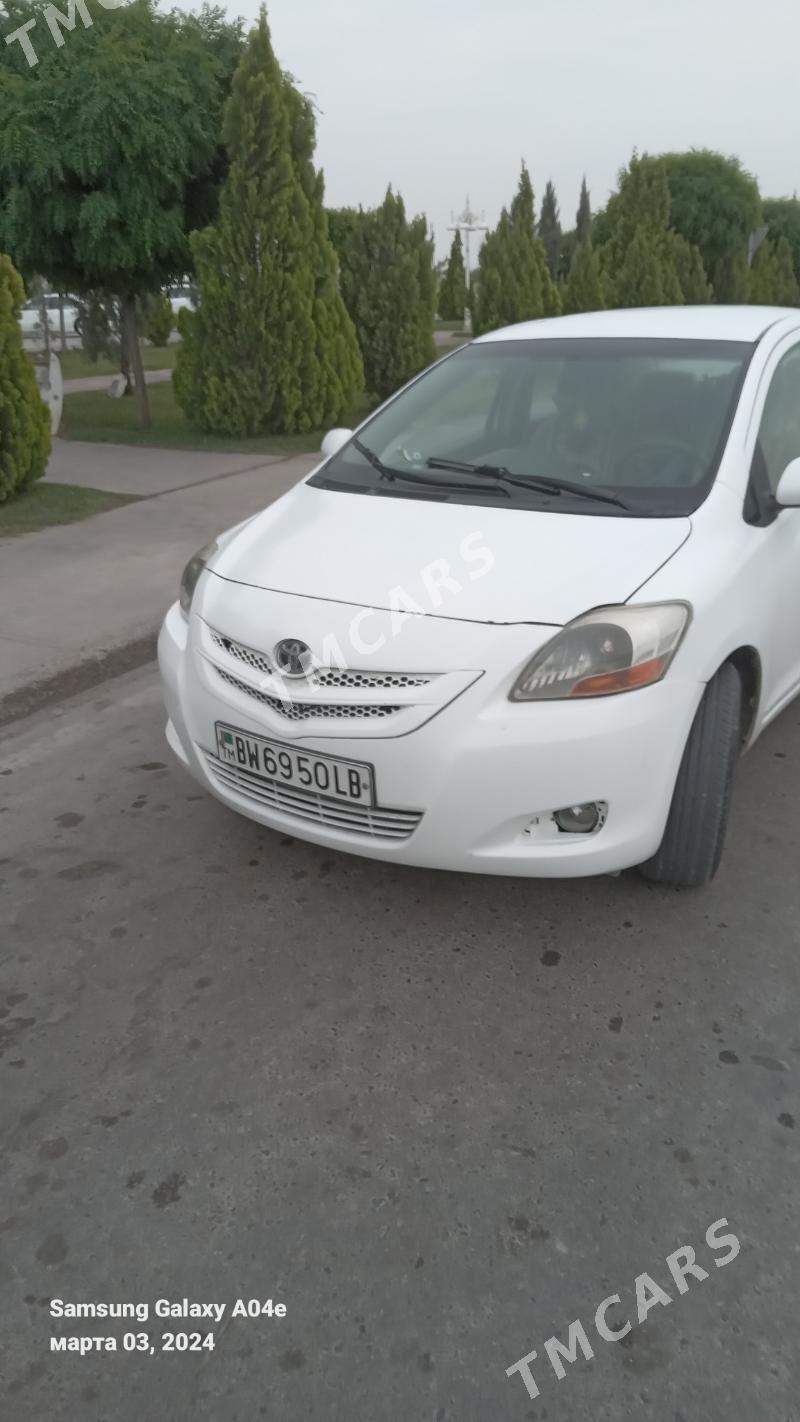 Toyota Yaris 2010 - 100 000 TMT - Türkmenabat - img 4