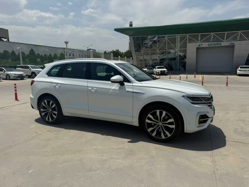 Volkswagen Touareg 2019 - 1 274 000 TMT - Aşgabat - img 4