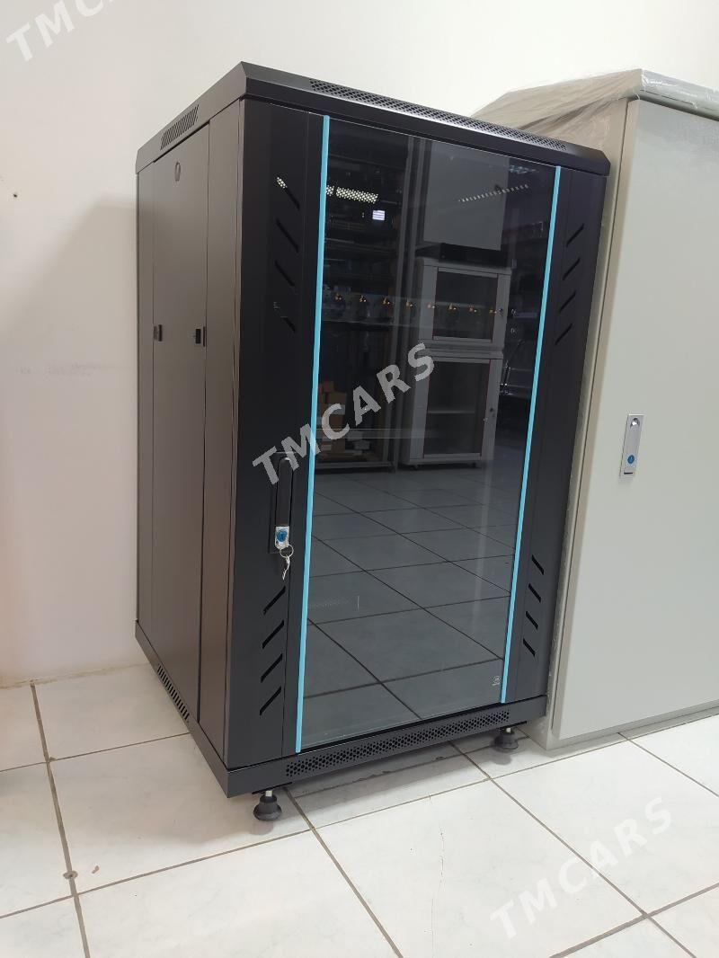 Rack cabina 18u 600x600 - Parahat 4 - img 1