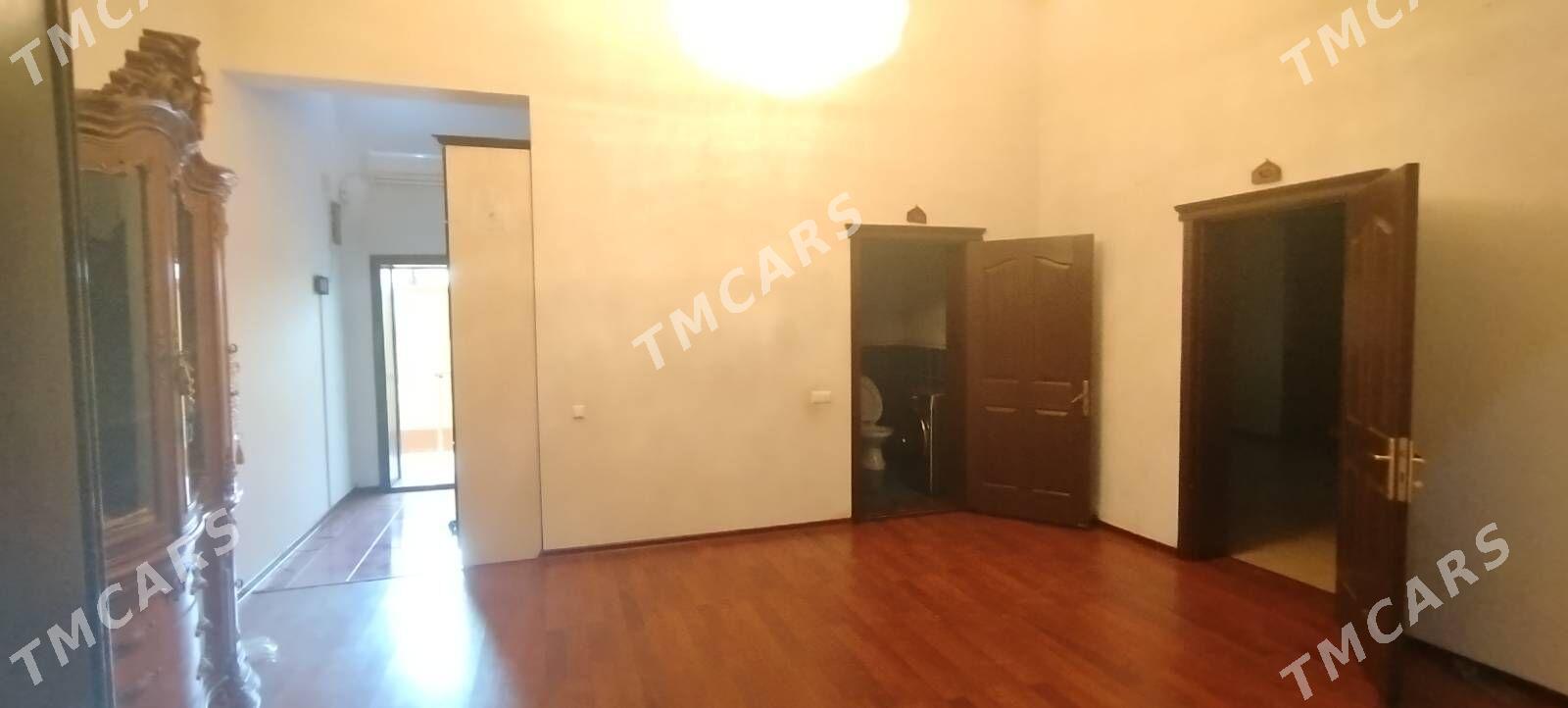 Дом Чегонлы 6сот 11ком 400м2 - Ашхабад - img 2