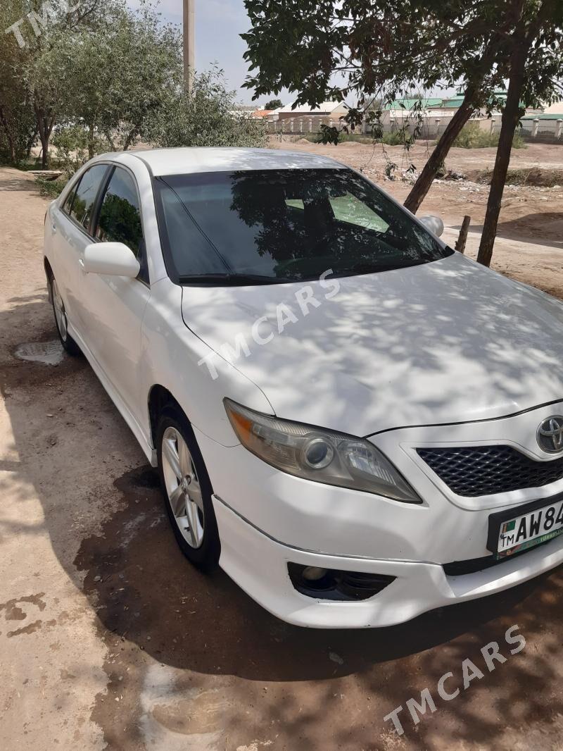 Toyota Camry 2010 - 180 000 TMT - Köneürgenç - img 6