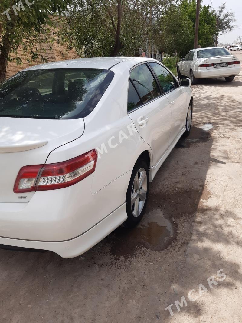 Toyota Camry 2010 - 180 000 TMT - Köneürgenç - img 3