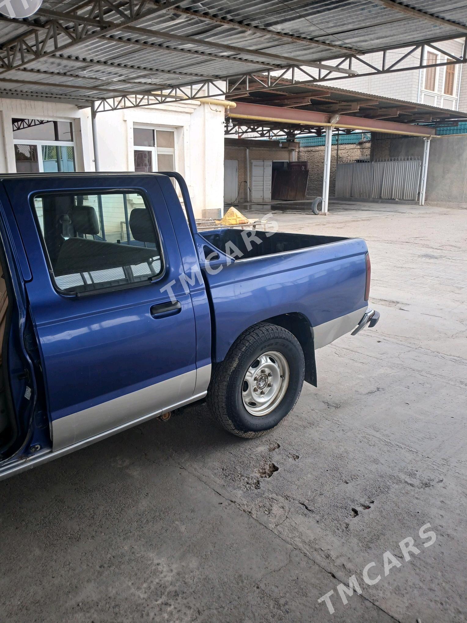 Nissan Navara 2001 - 80 000 TMT - Türkmenabat - img 5