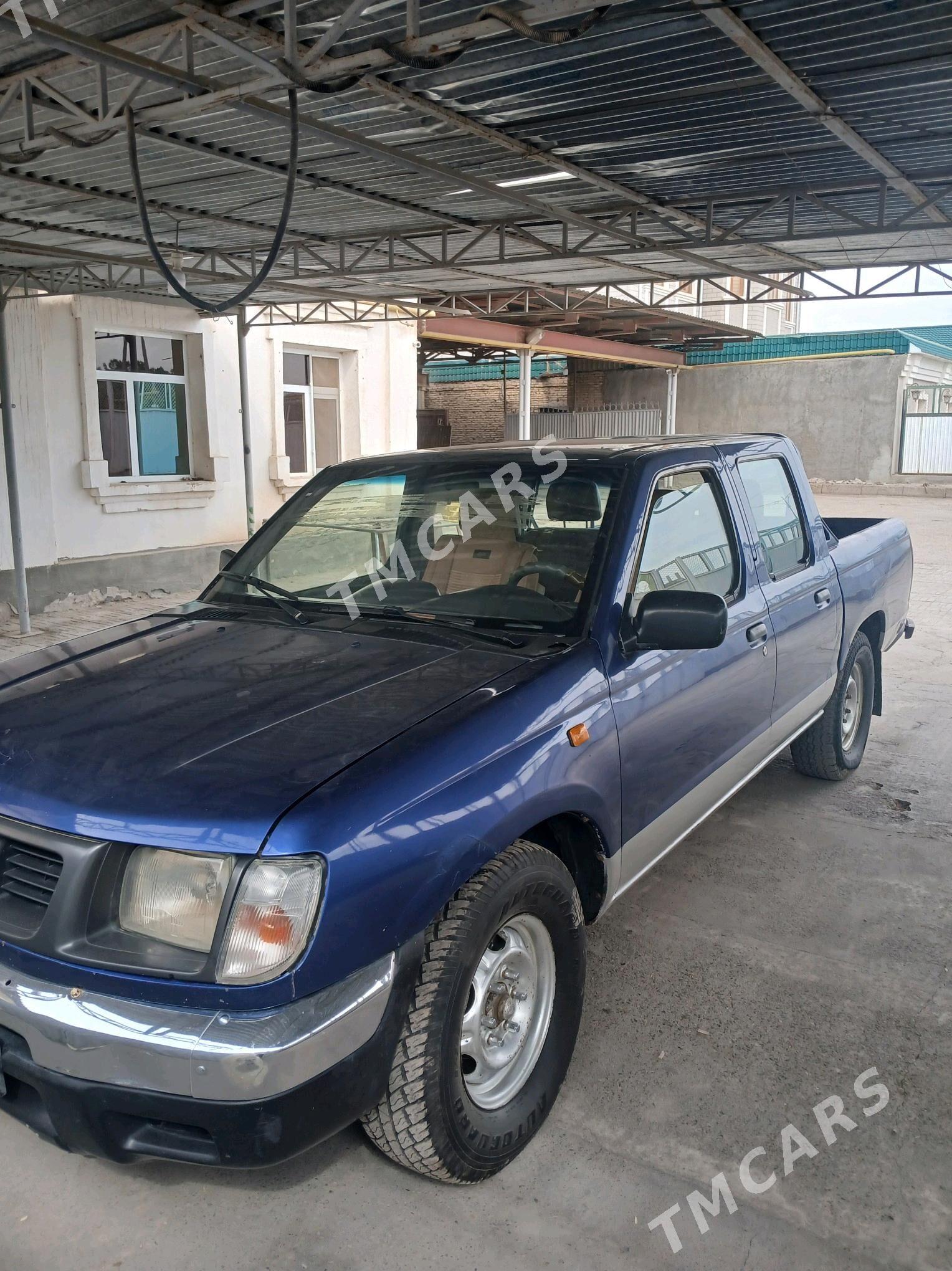 Nissan Navara 2001 - 80 000 TMT - Türkmenabat - img 2