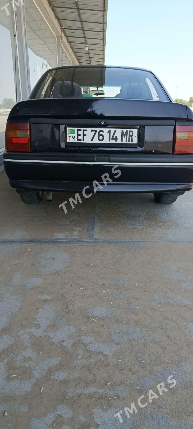 Opel Vectra 1993 - 29 000 TMT - Мары - img 3