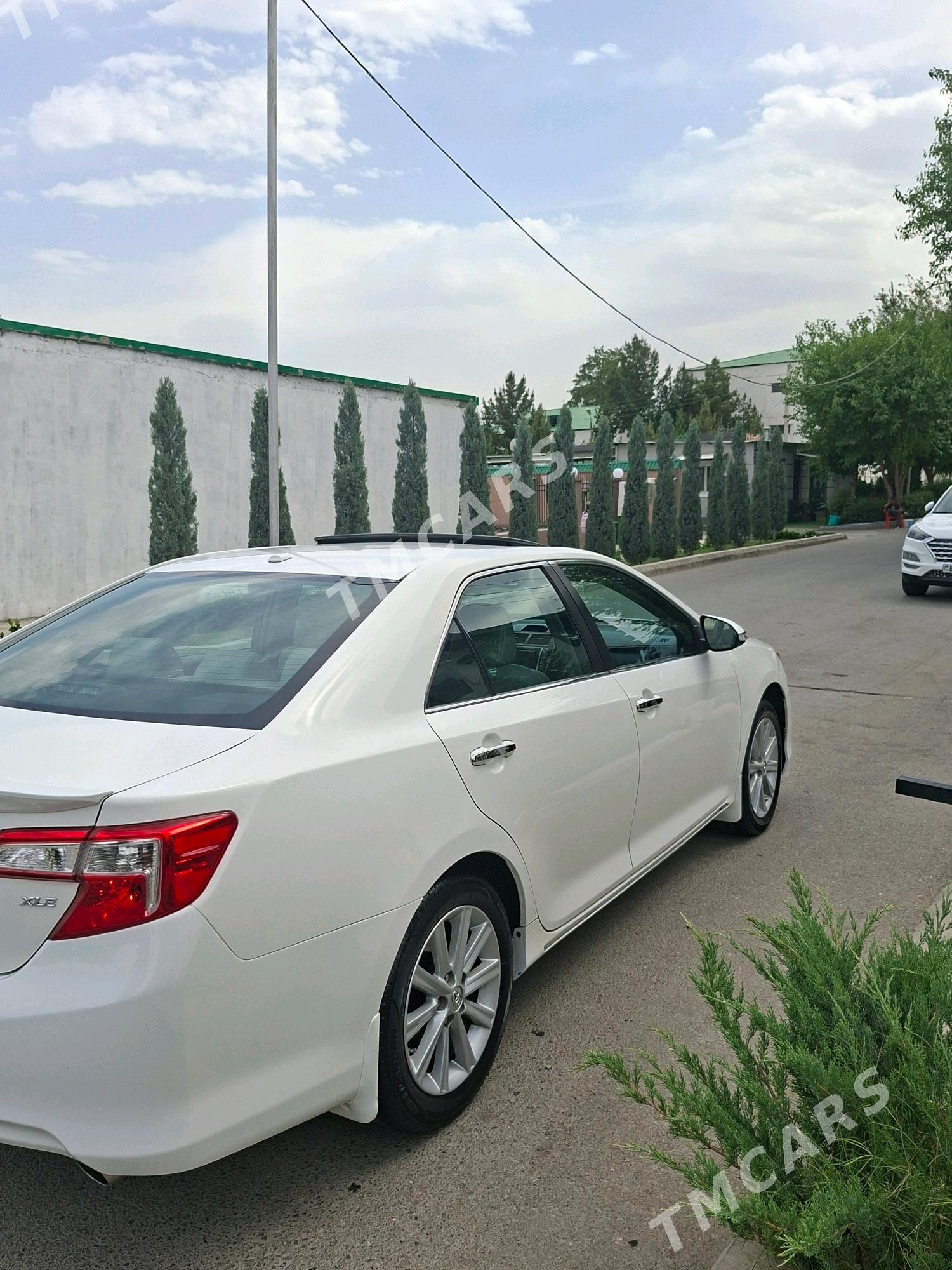 Toyota Camry 2014 - 235 000 TMT - Aşgabat - img 4
