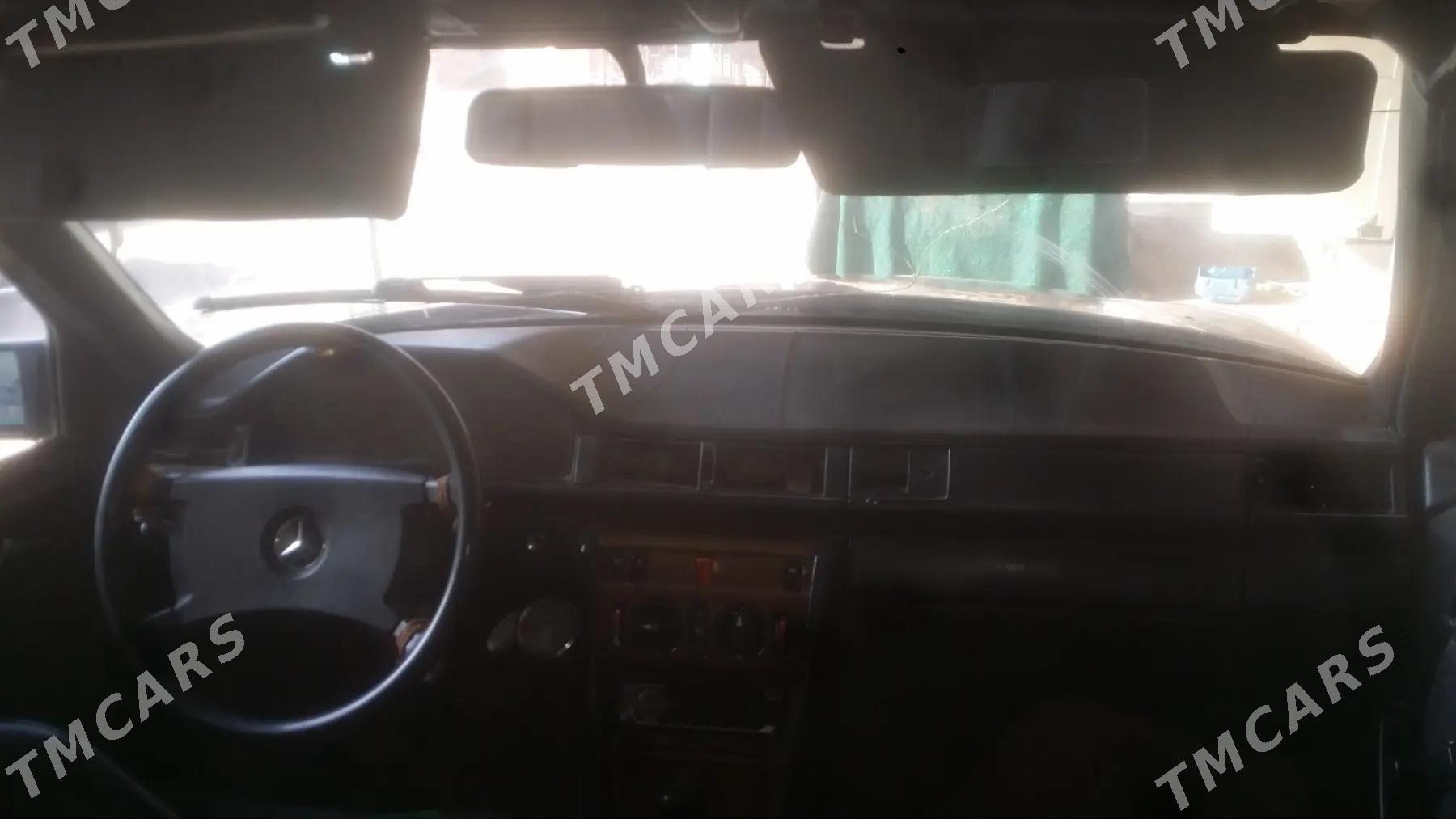 Mercedes-Benz 300D 1990 - 15 000 TMT - Sarahs - img 3
