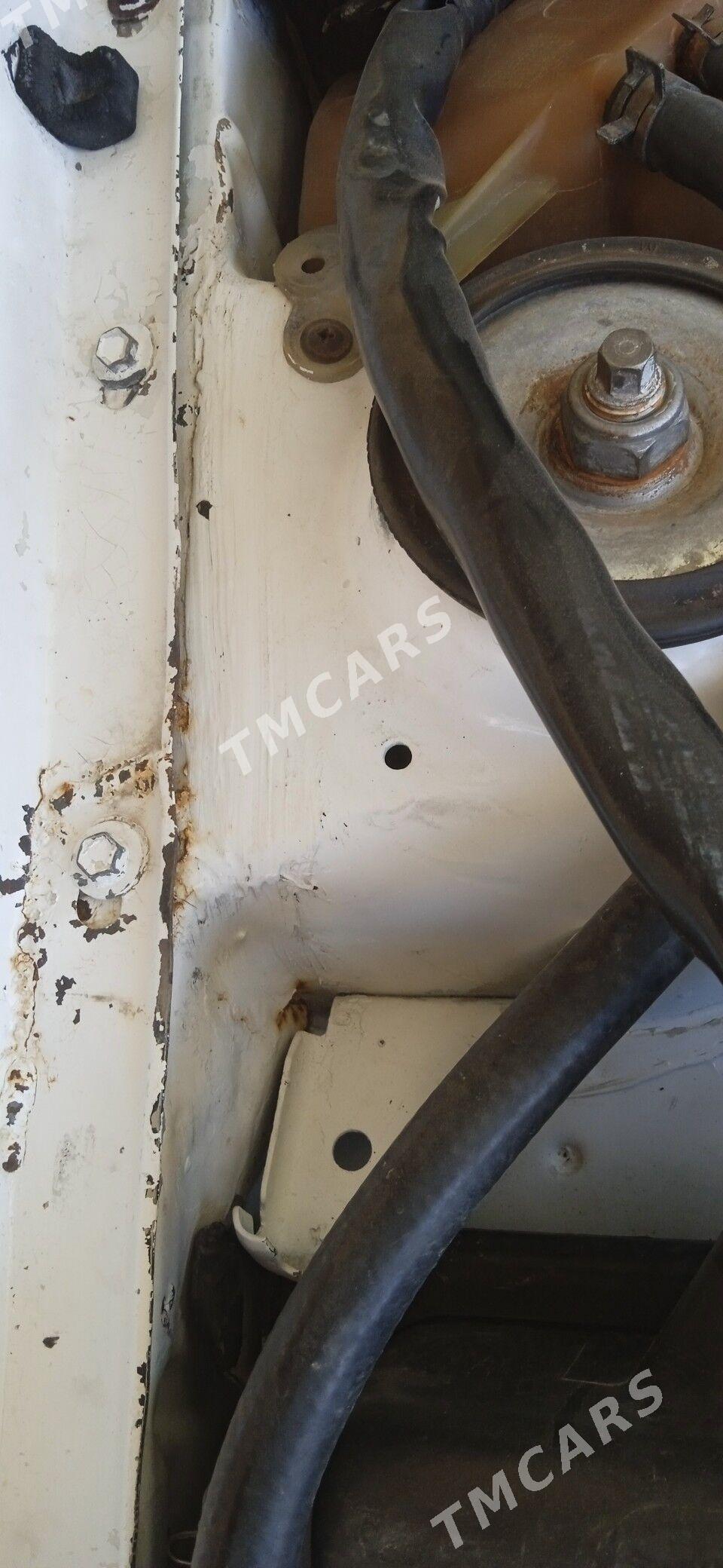 Opel Vectra 1994 - 27 000 TMT - Байрамали - img 4