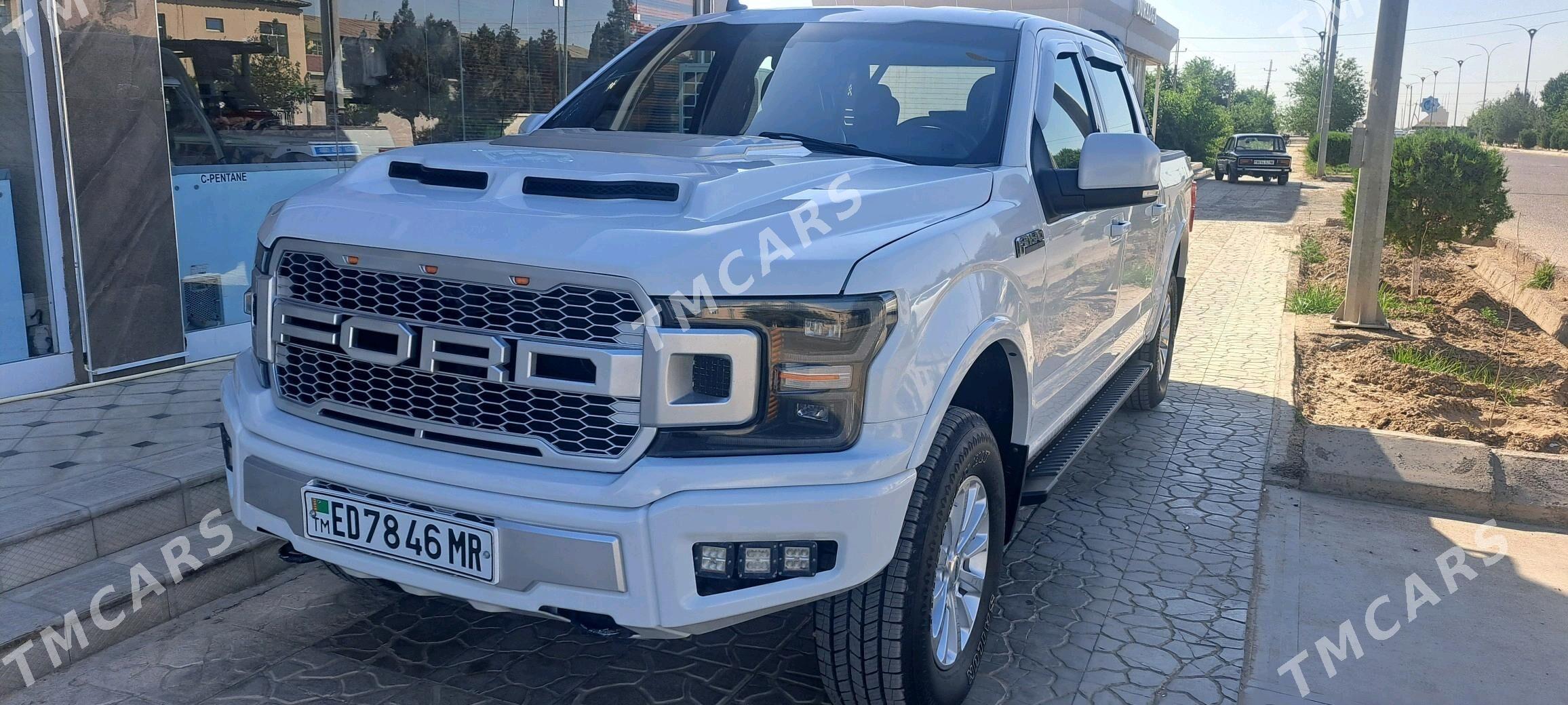Ford F-150 2019 - 450 000 TMT - Baýramaly - img 5