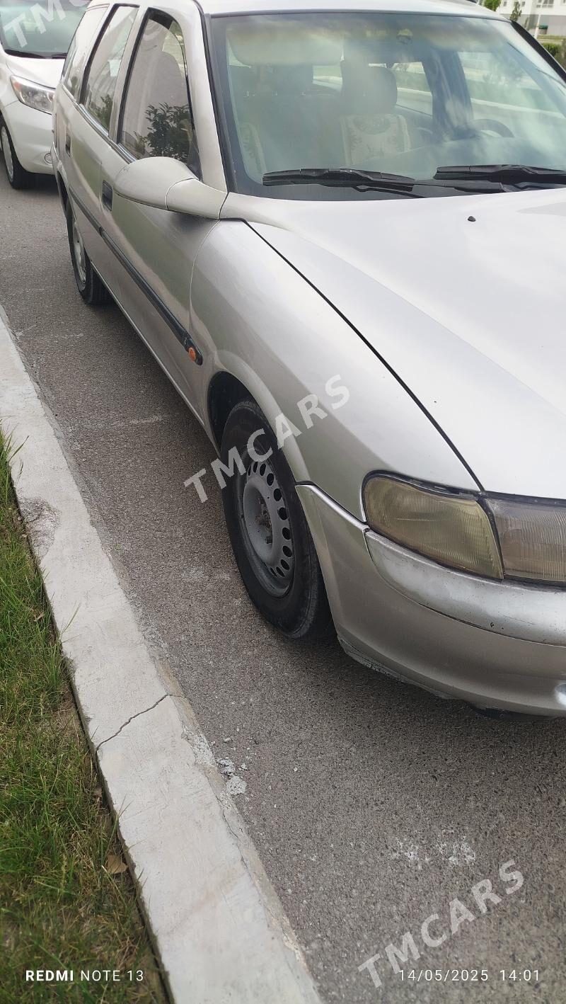 Opel Vectra 1998 - 42 000 TMT - Бахарден - img 2