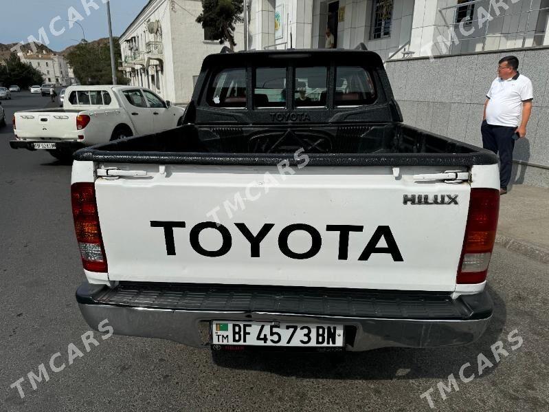 Toyota Hilux 2009 - 250 000 TMT - Türkmenbaşy - img 3